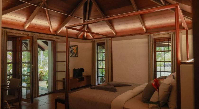 Aelam Acres Private Villa 13