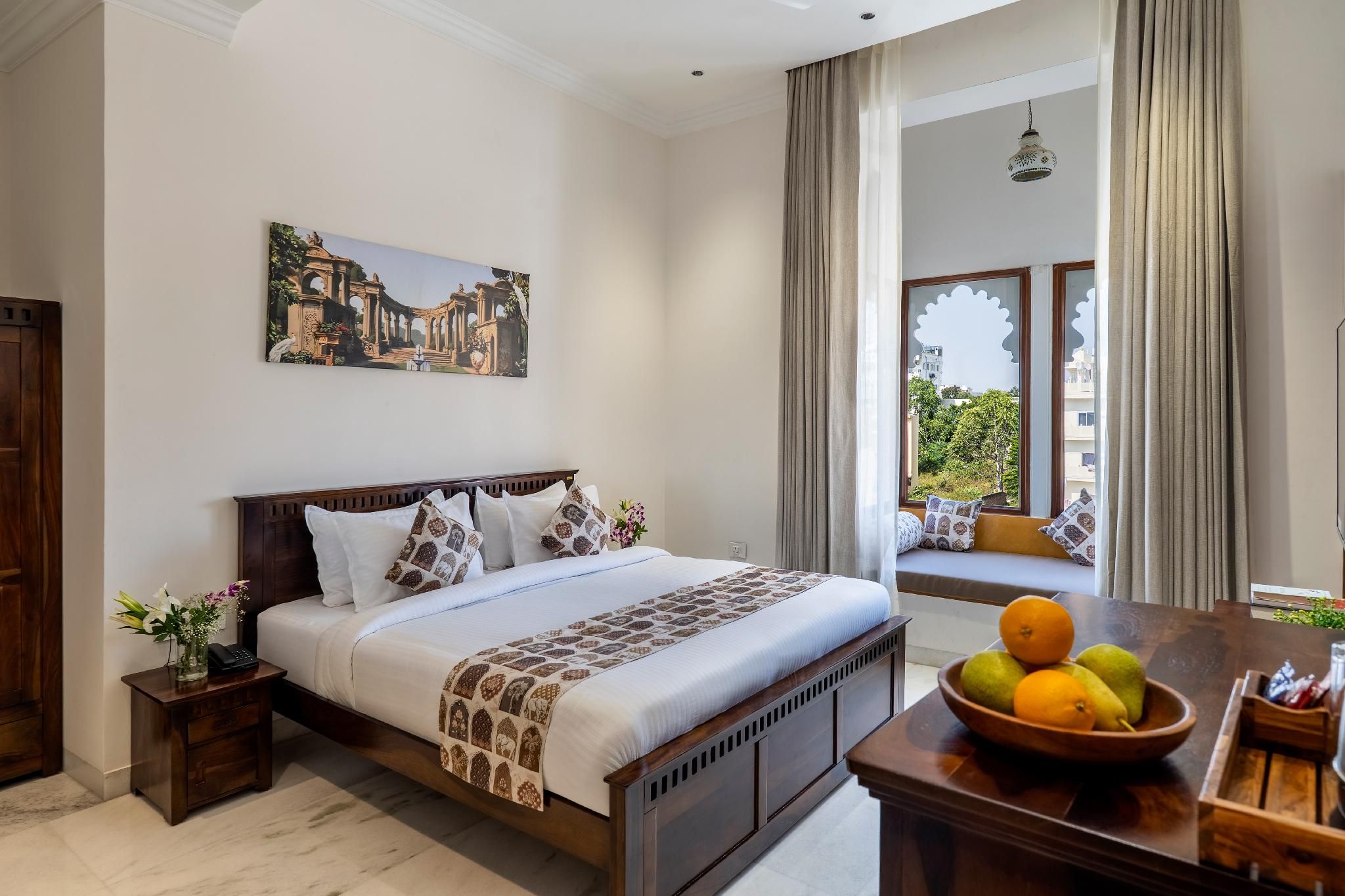 The Classic Crown Udaipur - A Luxury Hotel by Lake Pichola Imperial Room With Jharokha 2