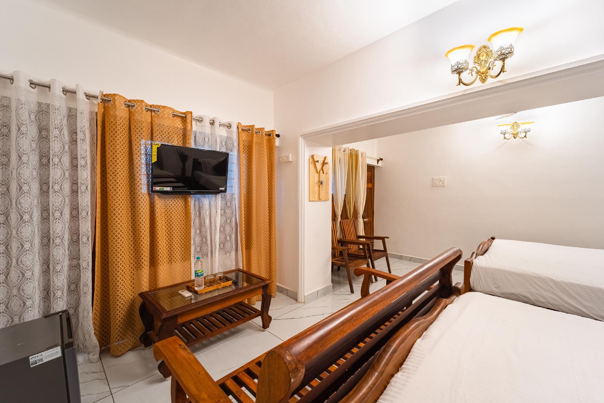 Family Room - 2 Beds