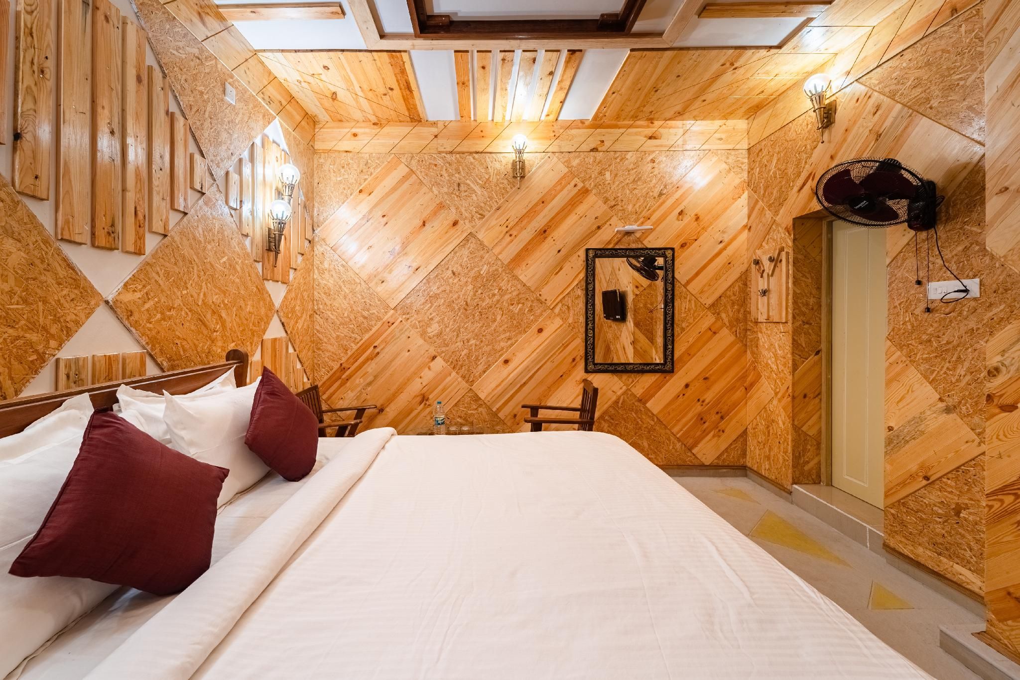 Rebel De Pondicherry Terrace Cosy Room 2