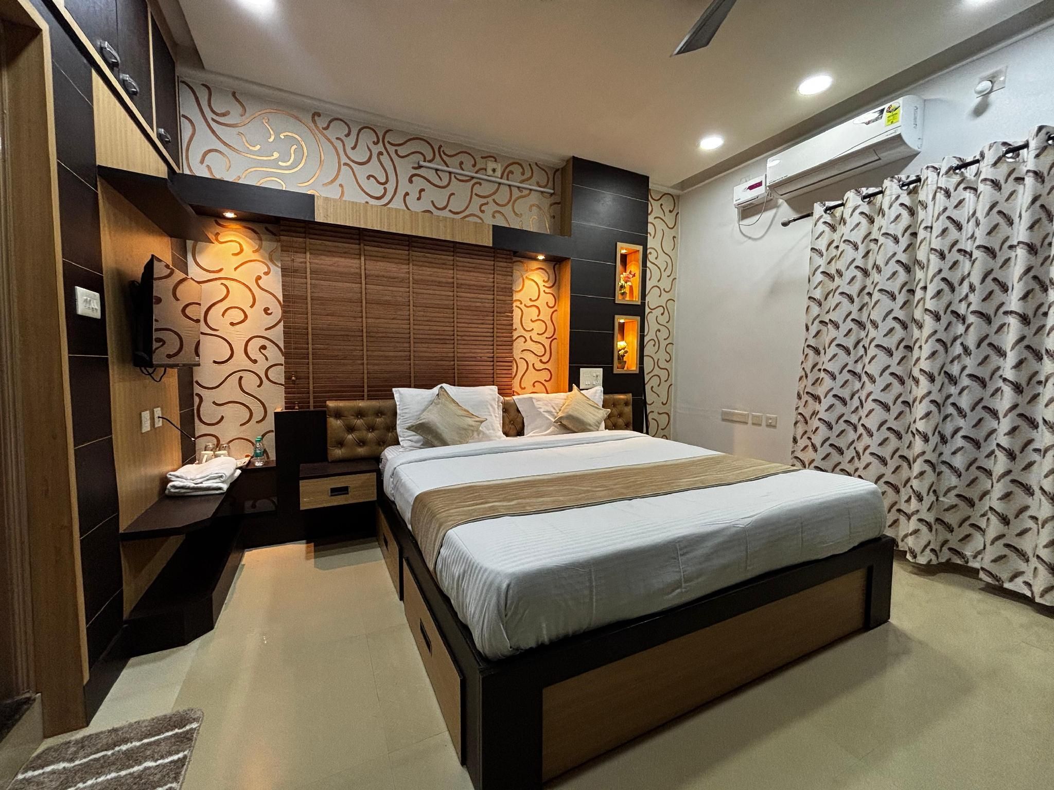 Udupi City Inn Deluxe King