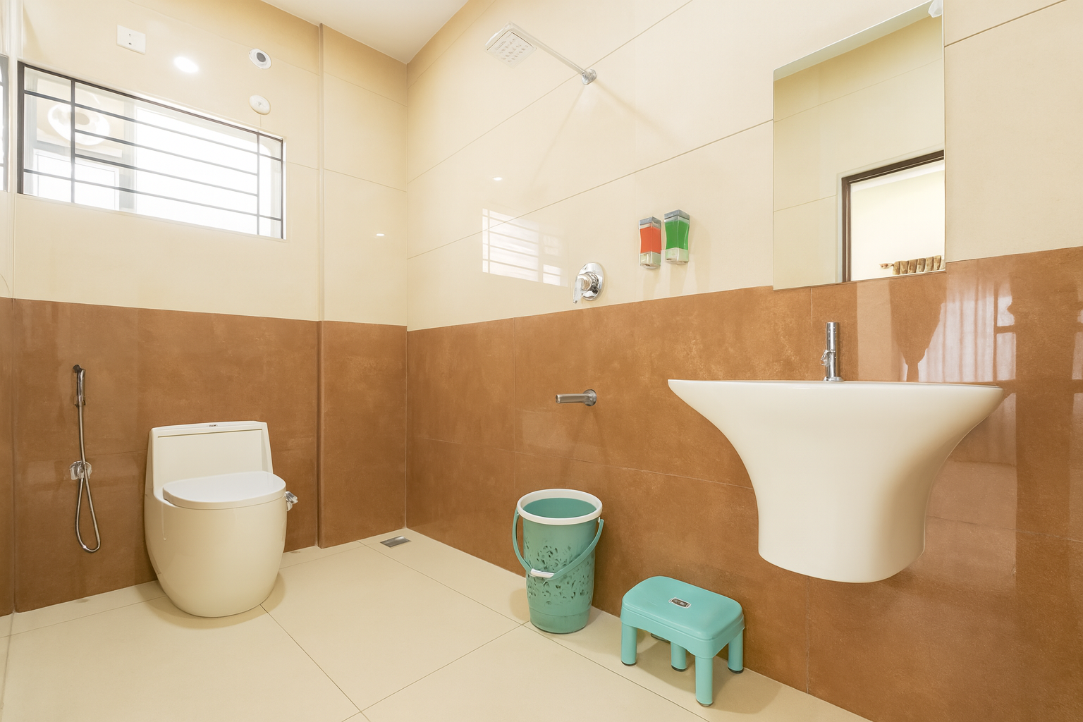 Savi Service Apartments 3 BHK Apartment  2