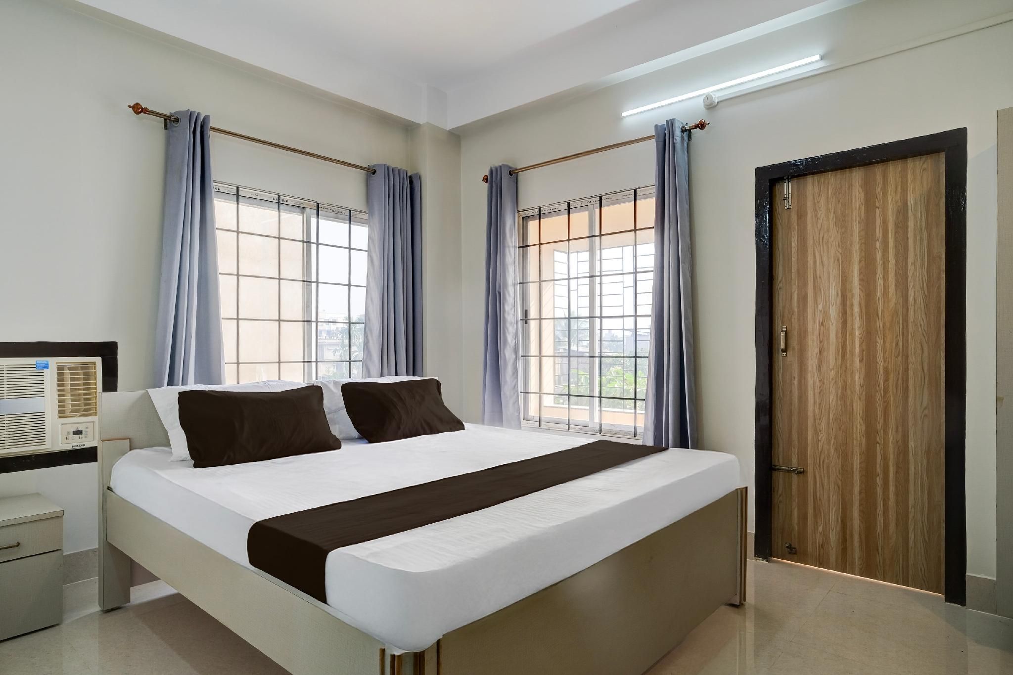 Hotel O by OYO Executive Homestay Classic Triple Room