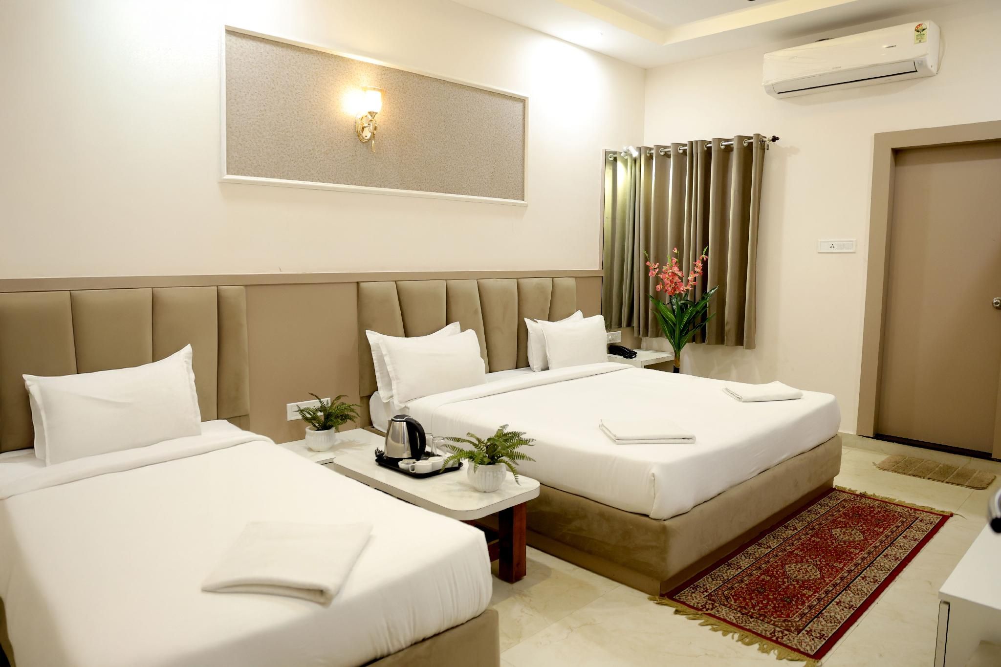 Hotel Nainas Palace Triple Deluxe 3