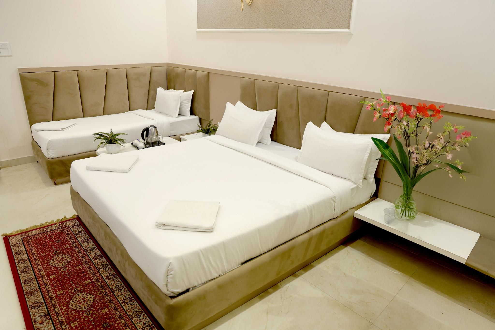 Hotel Nainas Palace Triple Deluxe