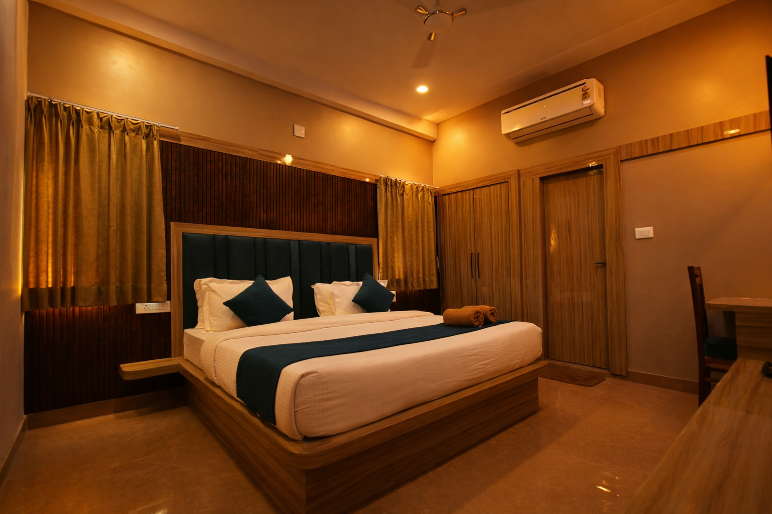  Hotel Venus Inn Sajjangarh Deluxe 2