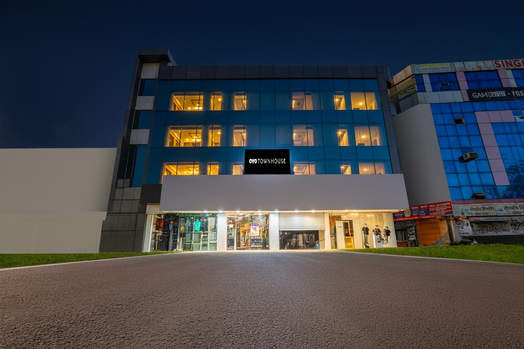 Super Hotel O Navprateek Hospitality