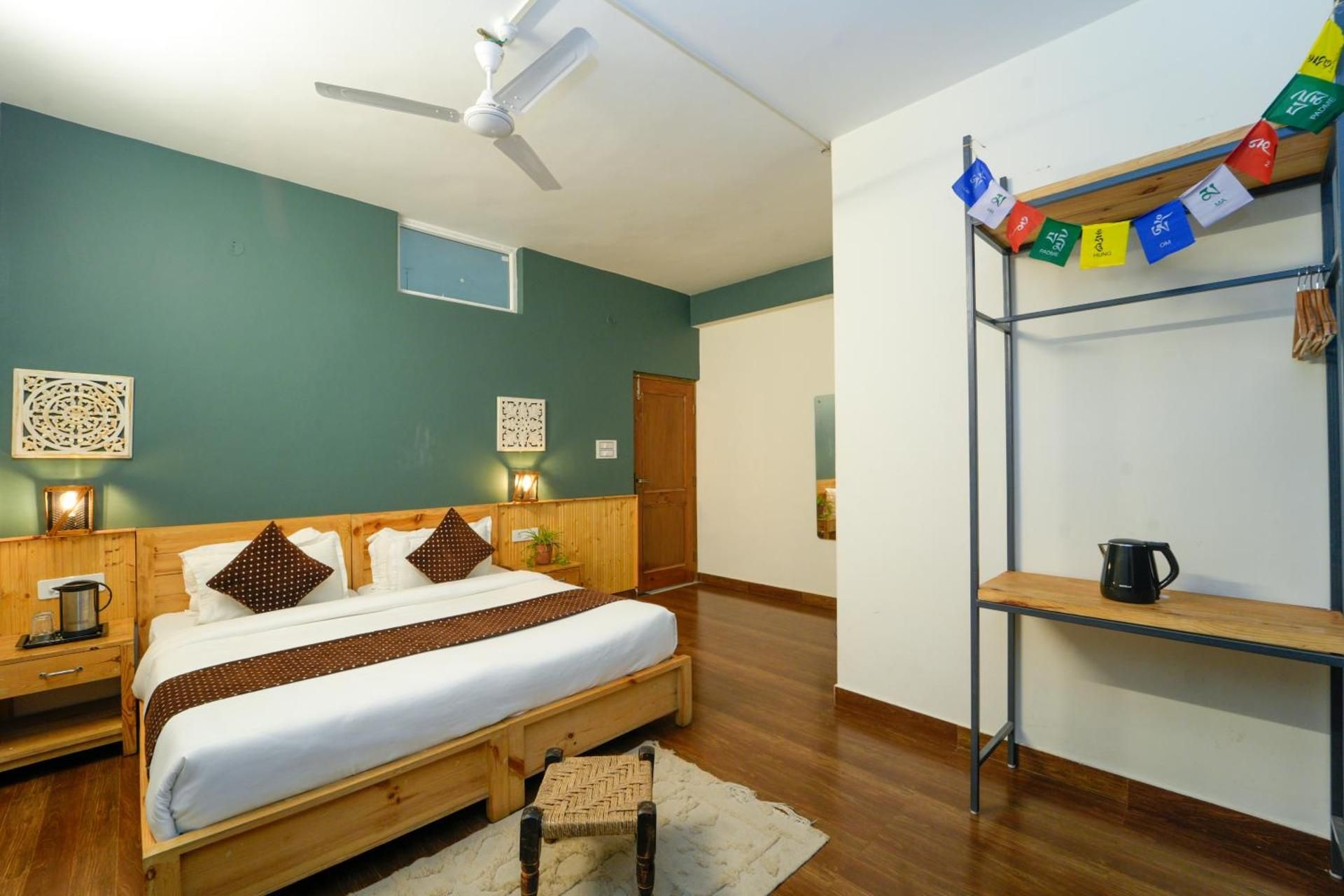 Chokling ArtHouse-The Treasure of Himalayas Deluxe Double Room