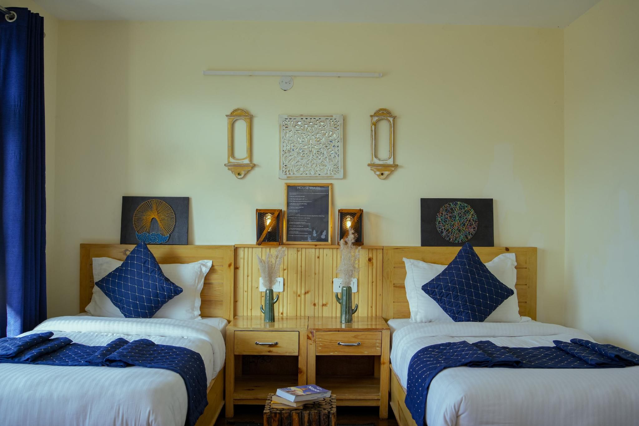 Bed in 2 Bed Mixed Dormitory