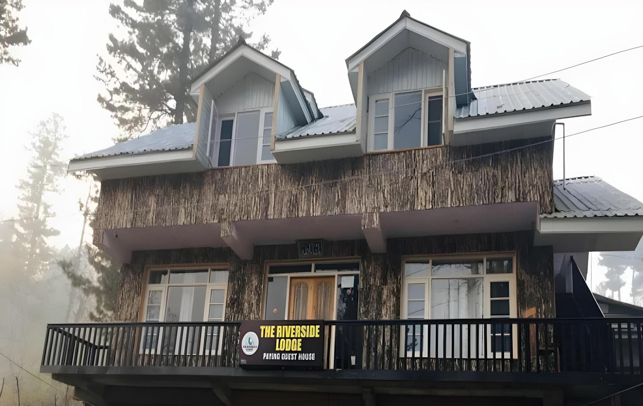The Riverside Lodge Gulmarg Jammu and Kashmir, Gulmarg