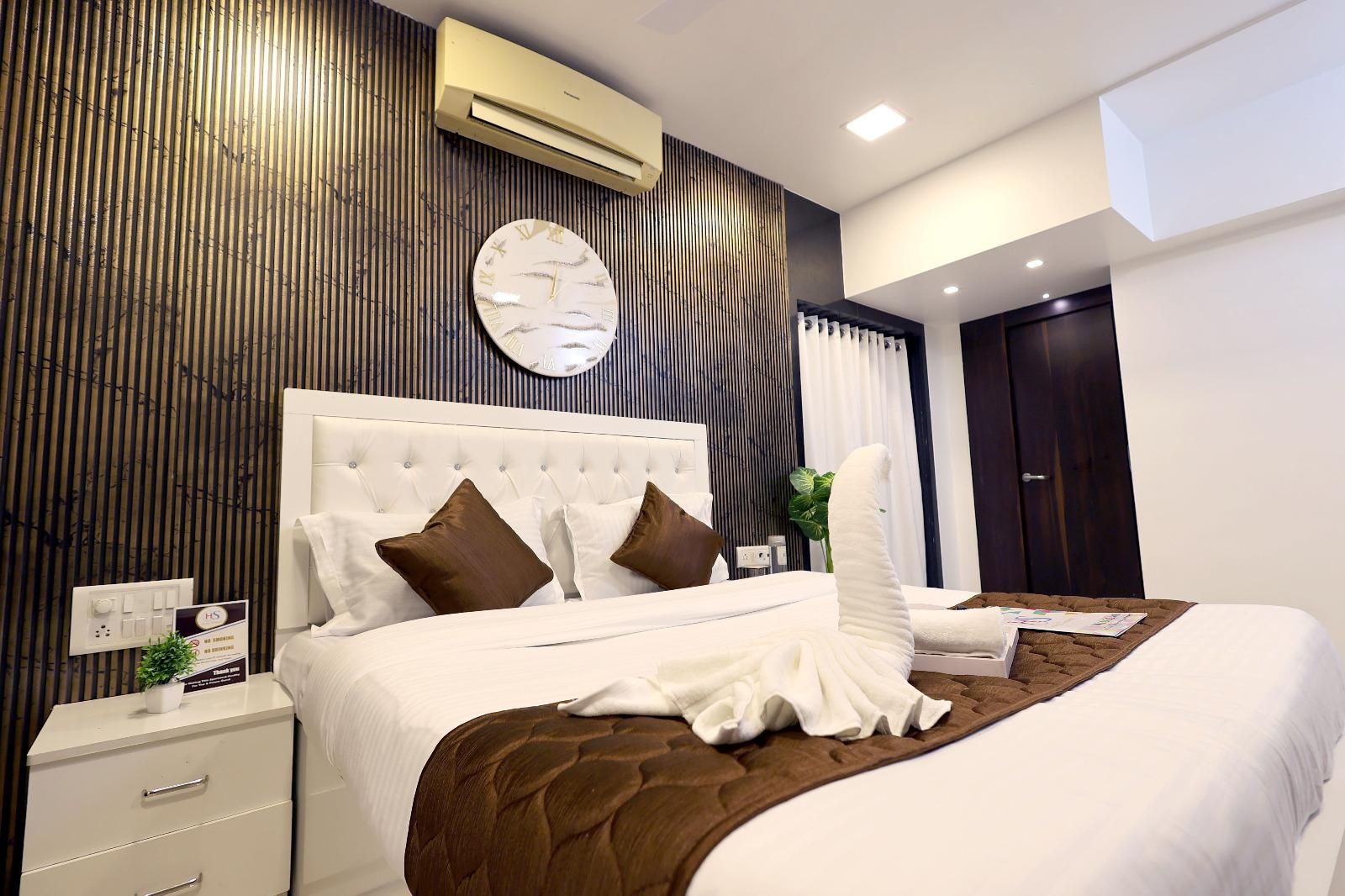 Luxe Villa - Kandivali East Managers Suite 2