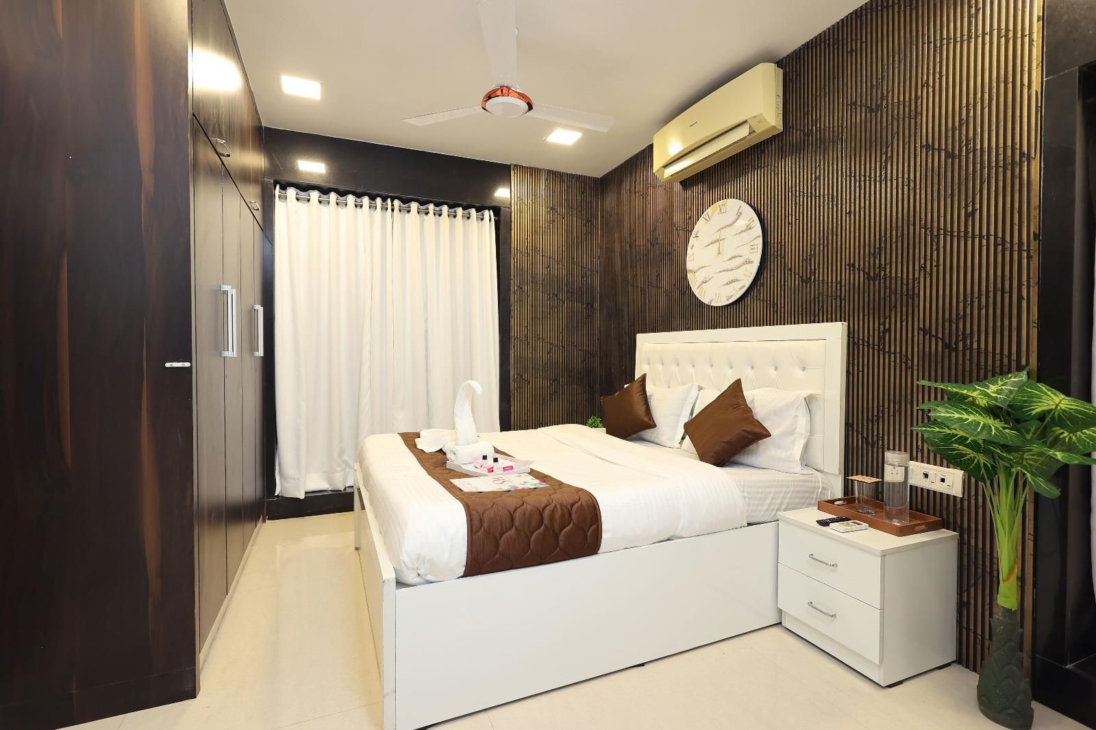 Luxe Villa - Kandivali East Managers Suite