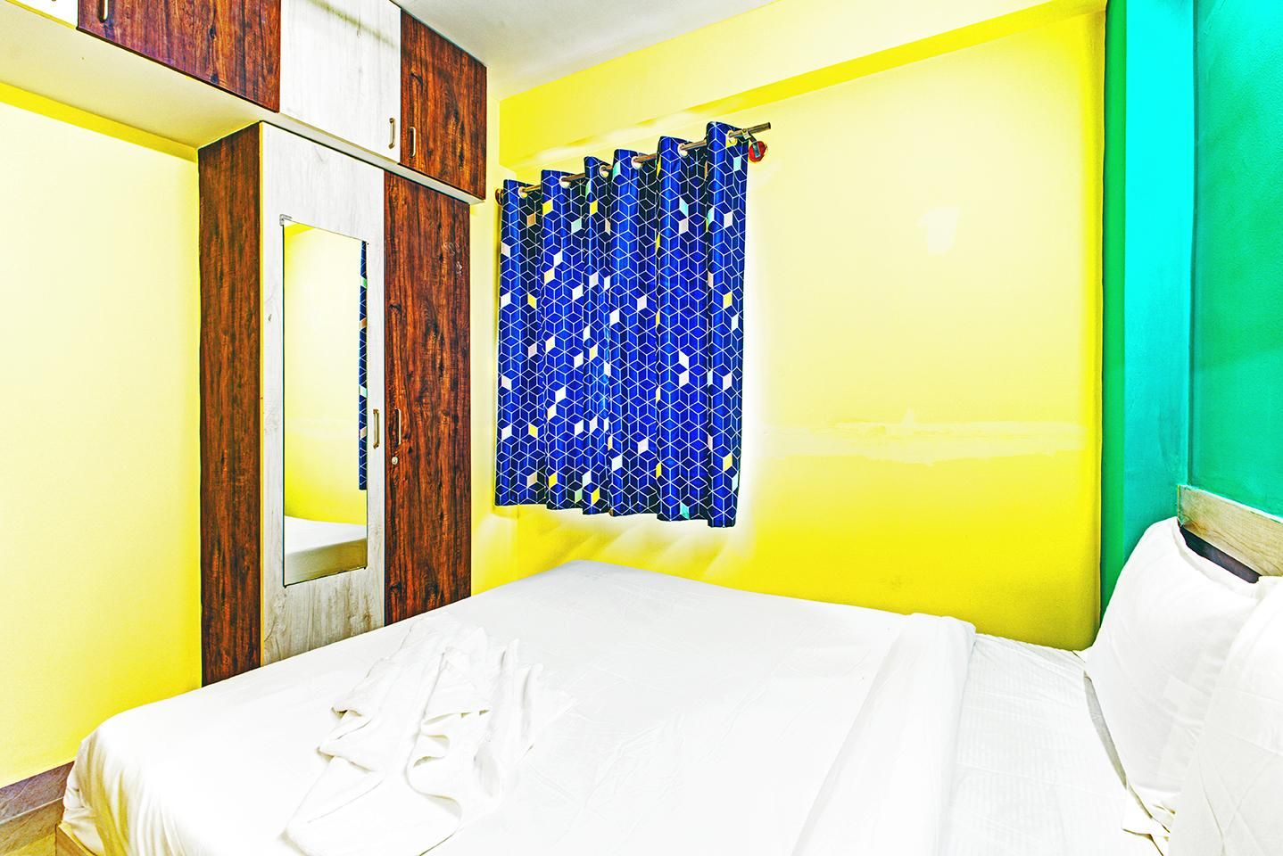 Eira Stayz and Inn Deluxe Double Room without Air Conditioning