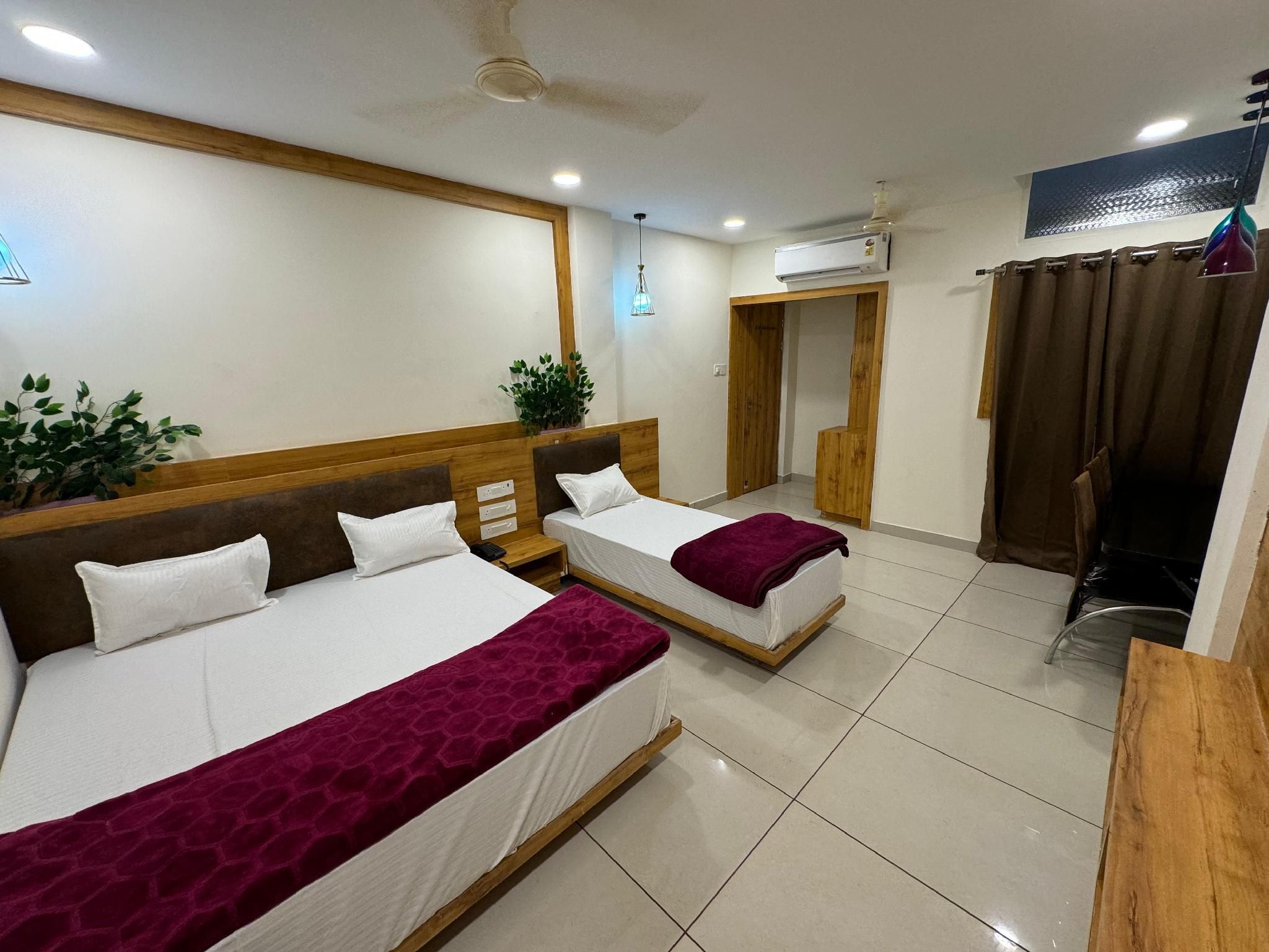 Hotel My Budget Royal Room