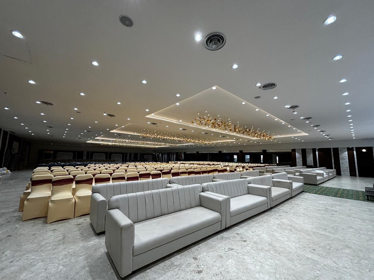 Banquet hall
