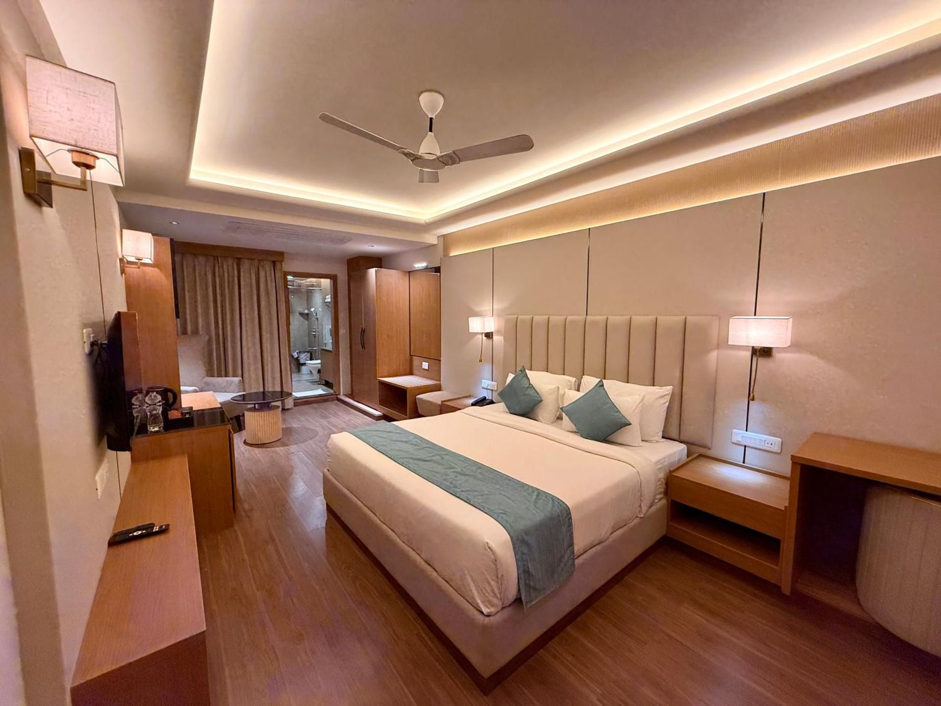 Lalit hotel