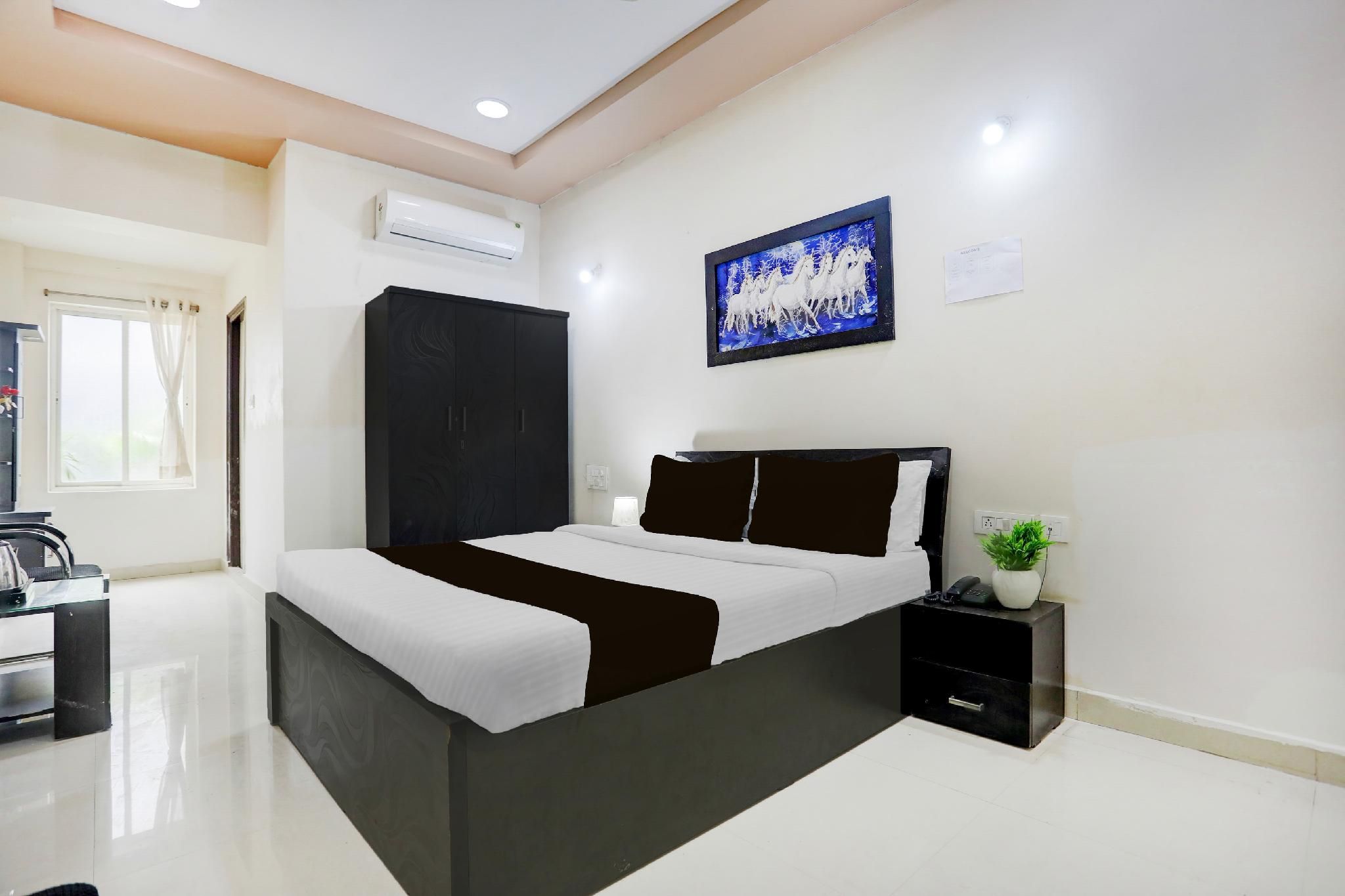 Hotel O Kurnool Bus Stand Formerly RR Residency Classic Triple Room 2