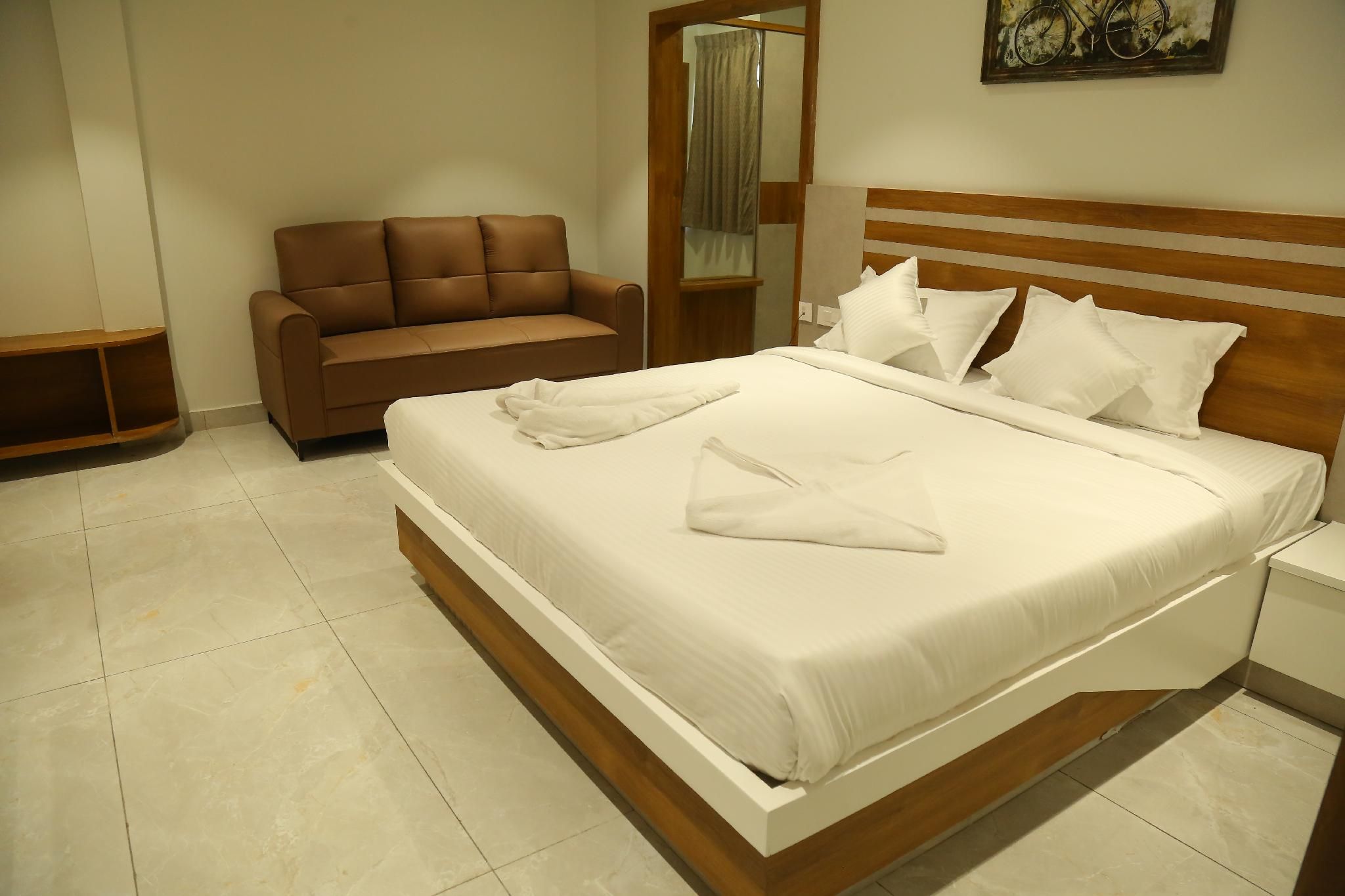 SRIPADAM GRAND Deluxe