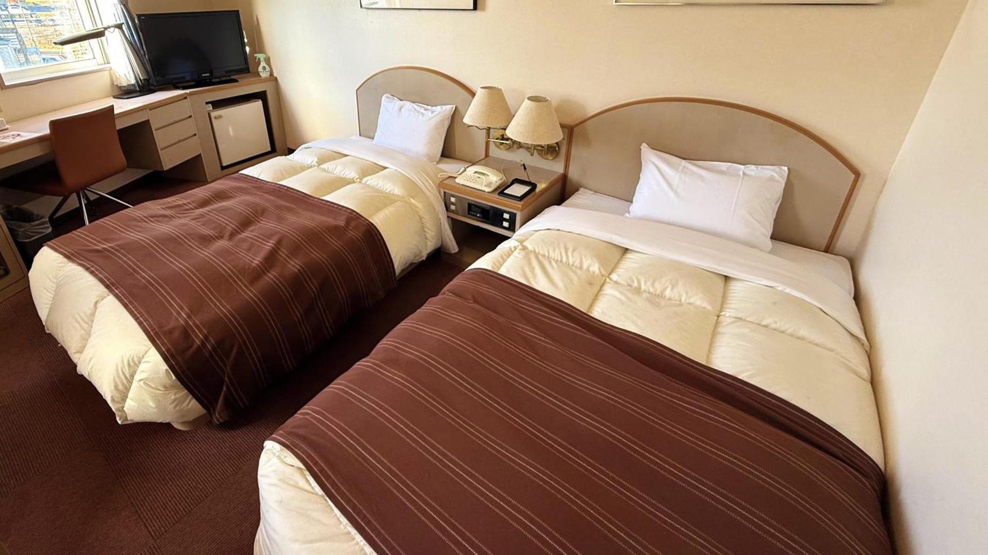 Twin Room - Non-Smoking