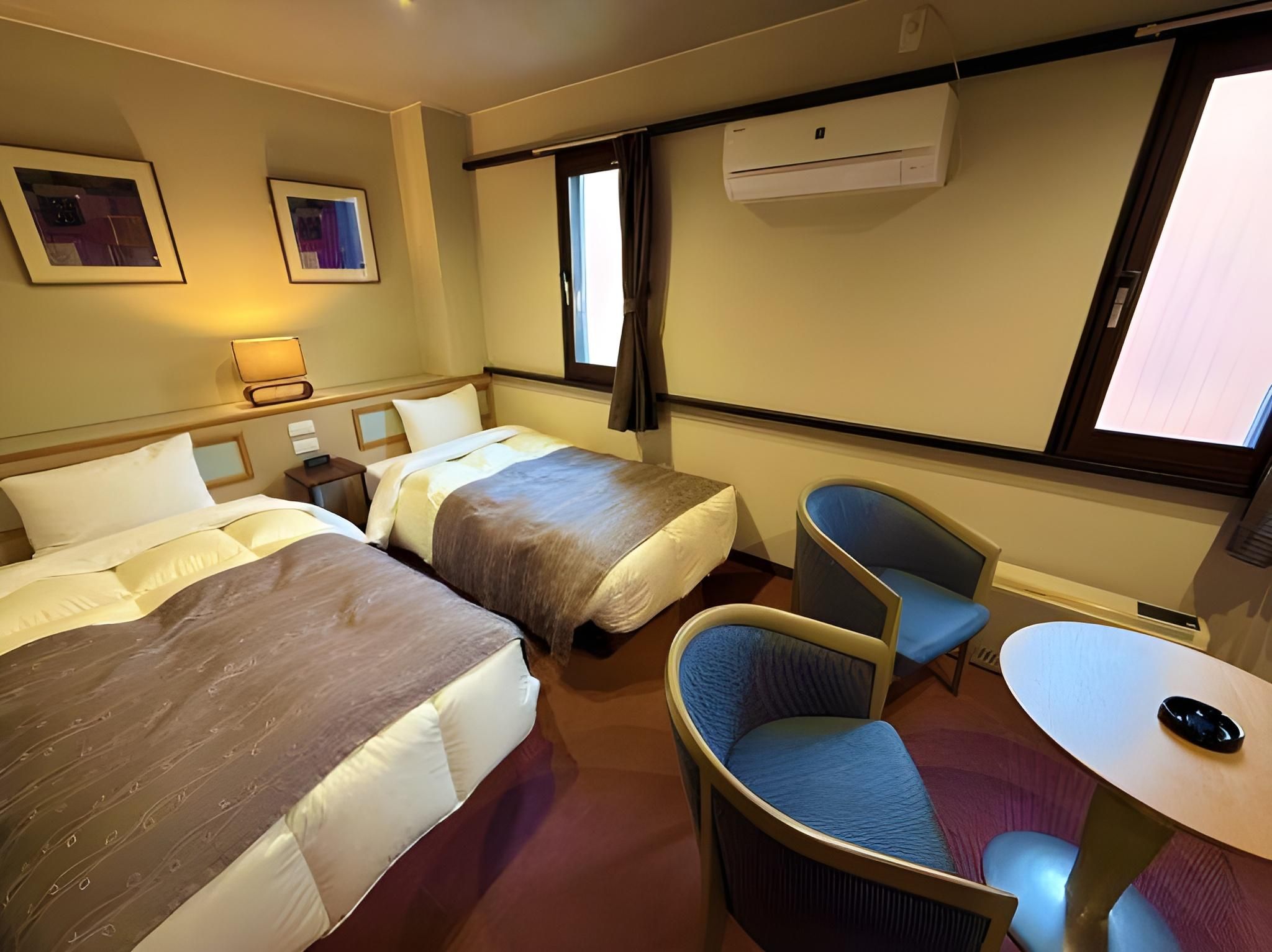 Hotel Sato Standard Twin Room for 2 People - Smoking 2