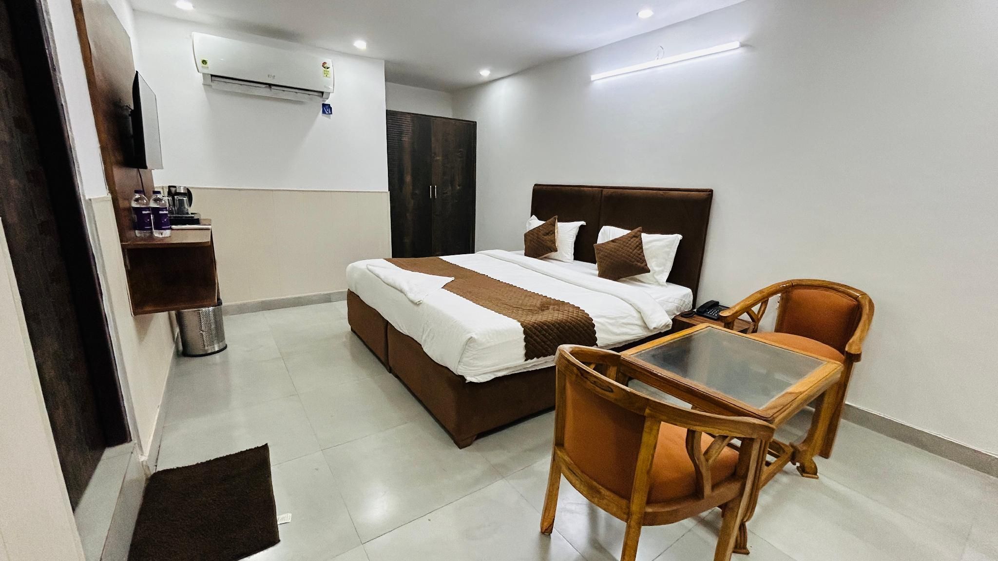 Belle Vista Regency Premium Double Room