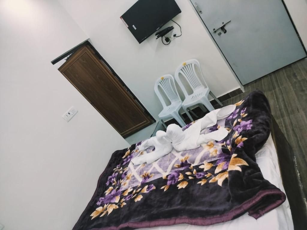 Deluxe Double or Twin