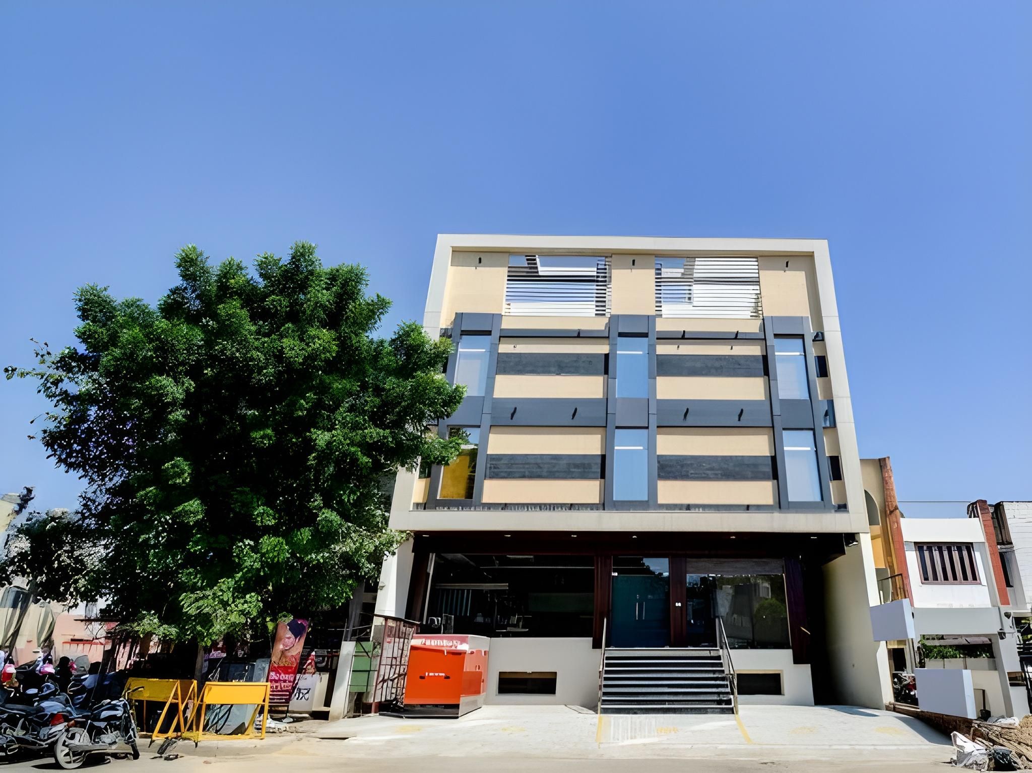 Super Townhouse Narayanaguda Metro Station Formerly Hotel Anshu Grand