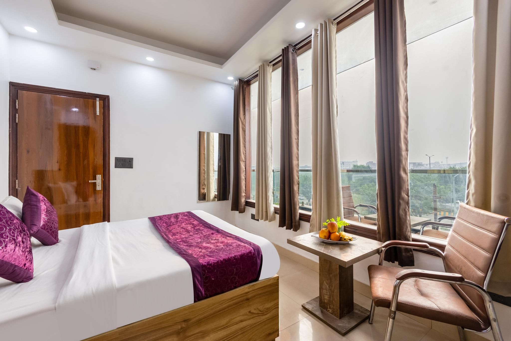 Delux Double Room with Balcony