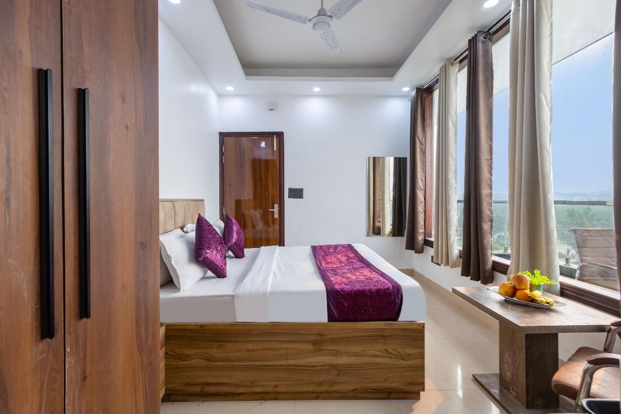 Delux Double Room with Balcony