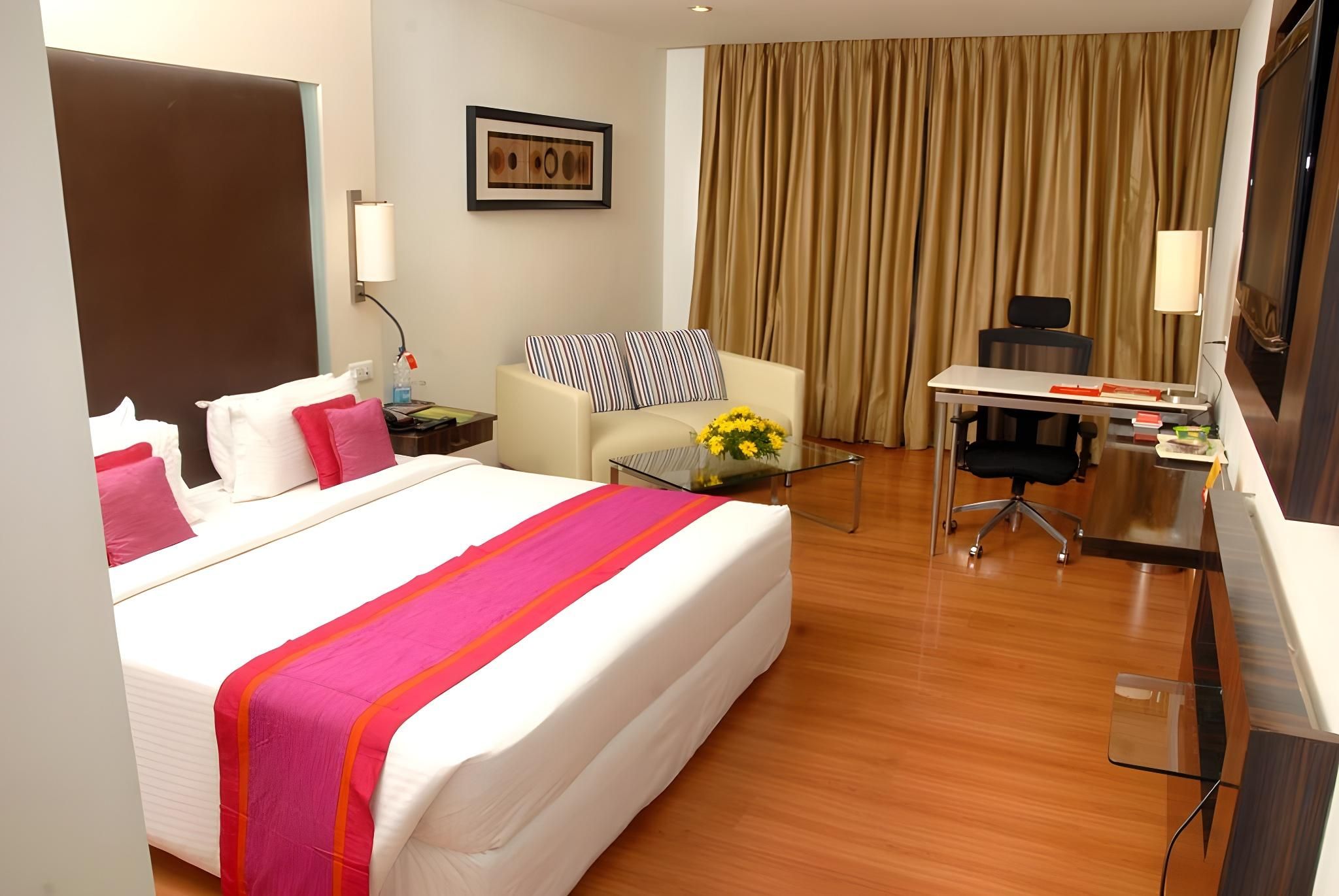 ROYAL PARK KAKINADA Queen Suite