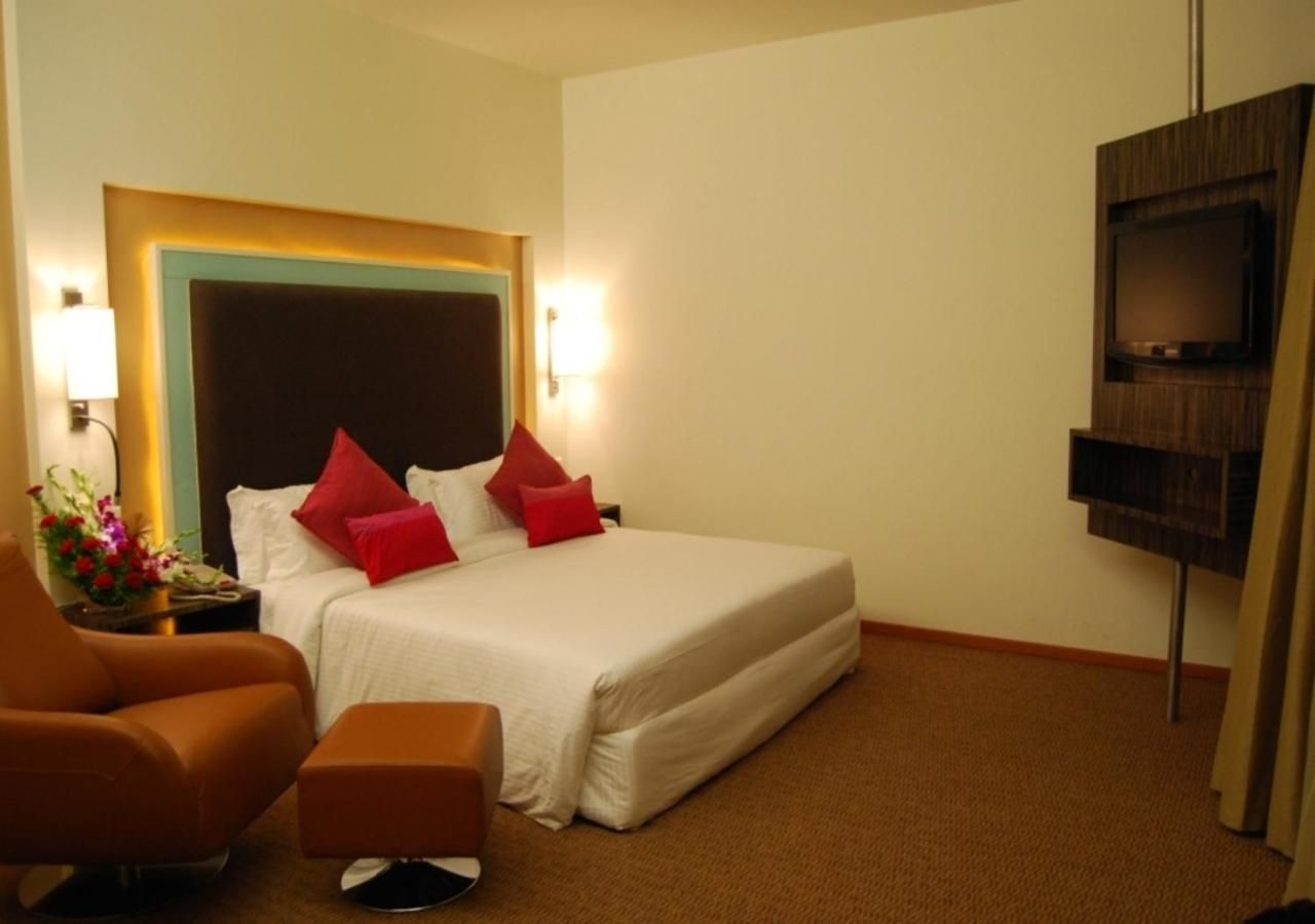 ROYAL PARK KAKINADA Queen Suite 2