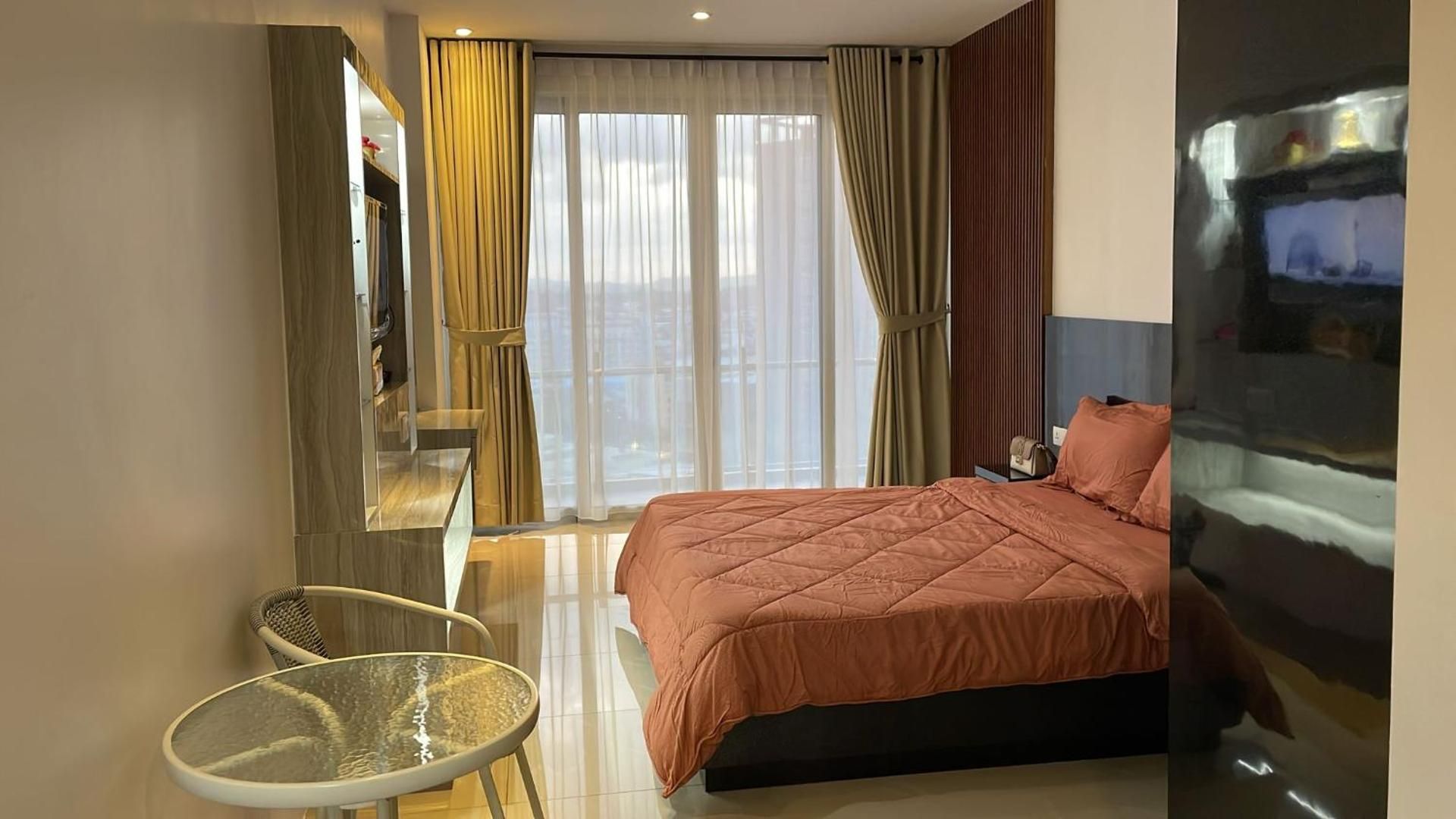 Nagoya thamrin city apartement Tower B lvl 12 free Netflix One-Bedroom Apartment