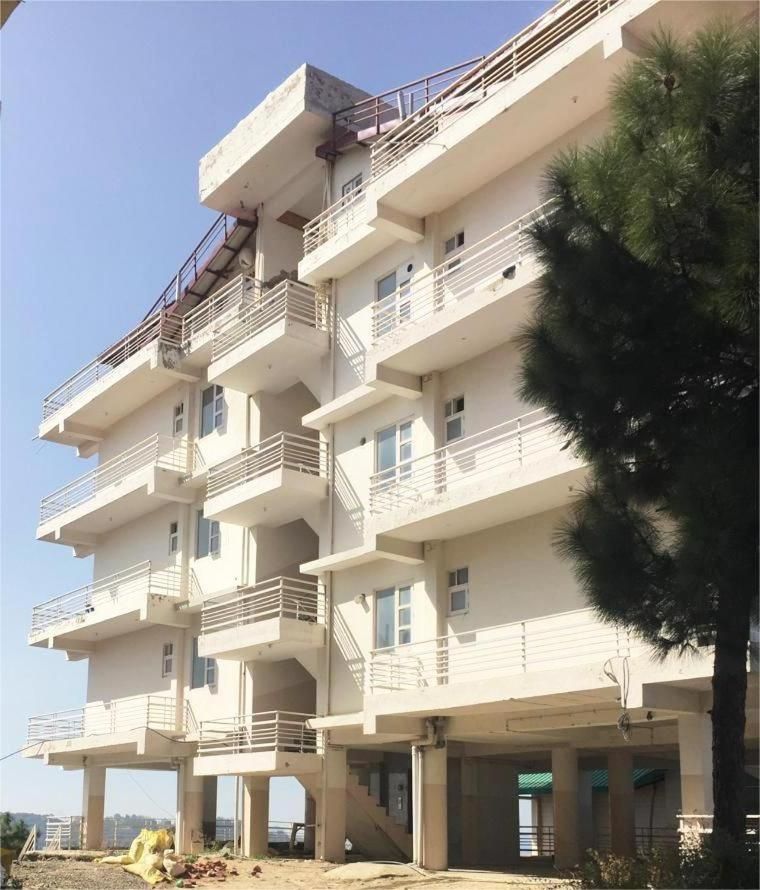 Bonfire, BBQ, Snow, Private 2BHK Barog Near Solan