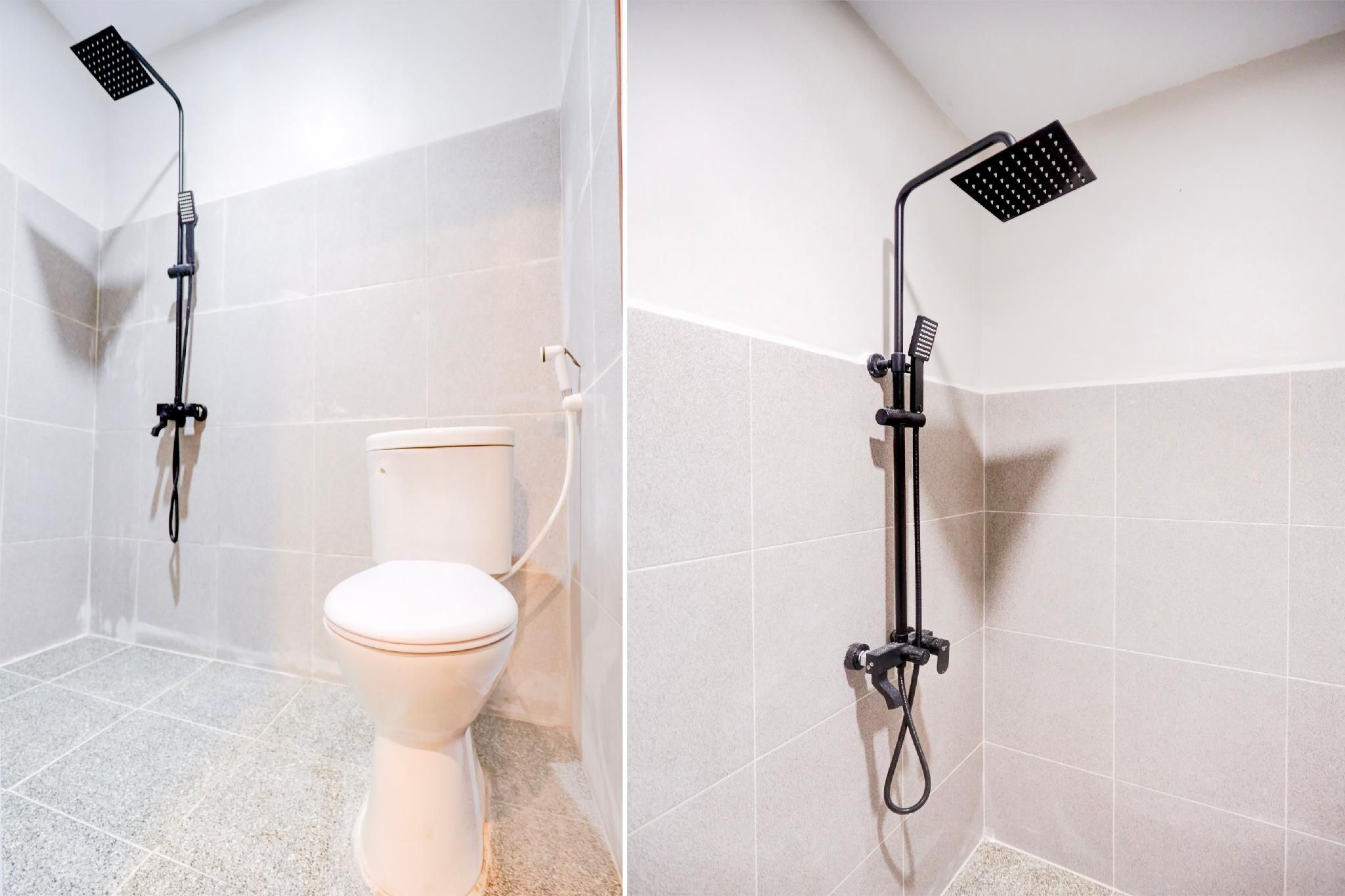 Dancenter Nagoya Hill Indonesia Deluxe Double 3