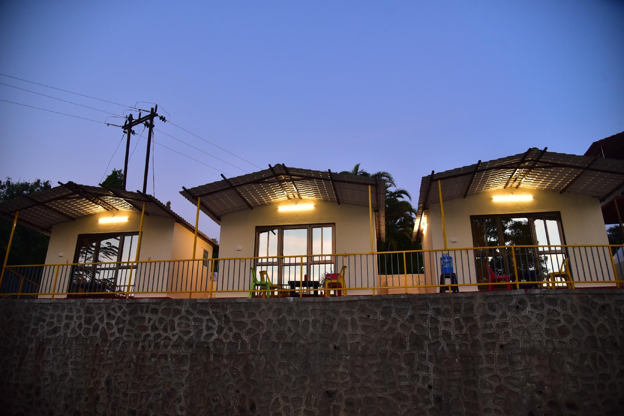 Ranwara Pawana Lake Camping