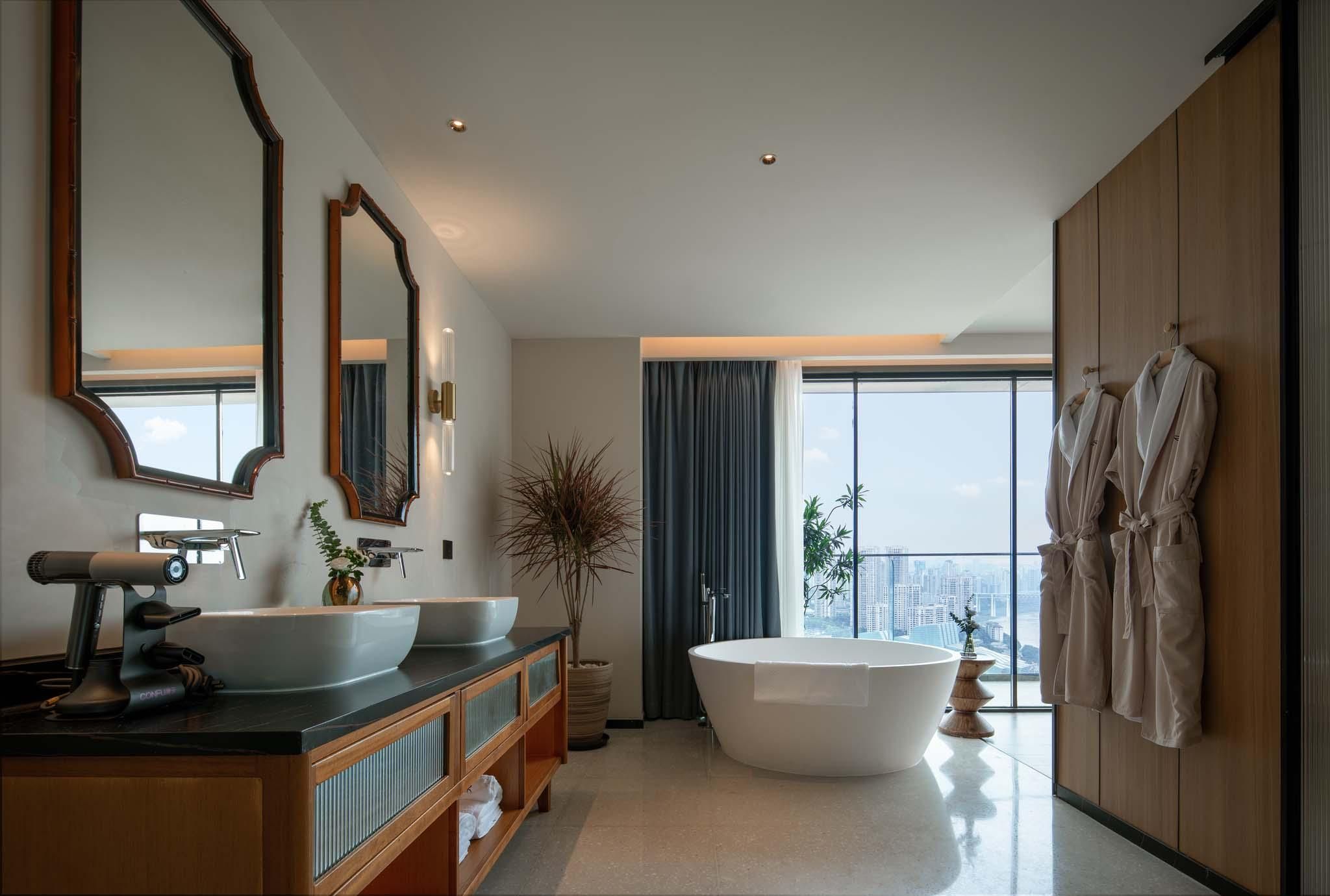 Tianya Wuxi High-altitude Riverview Garden Resort Hotel (Jiefangbei Raffles City Branch) Suite Balcony 3