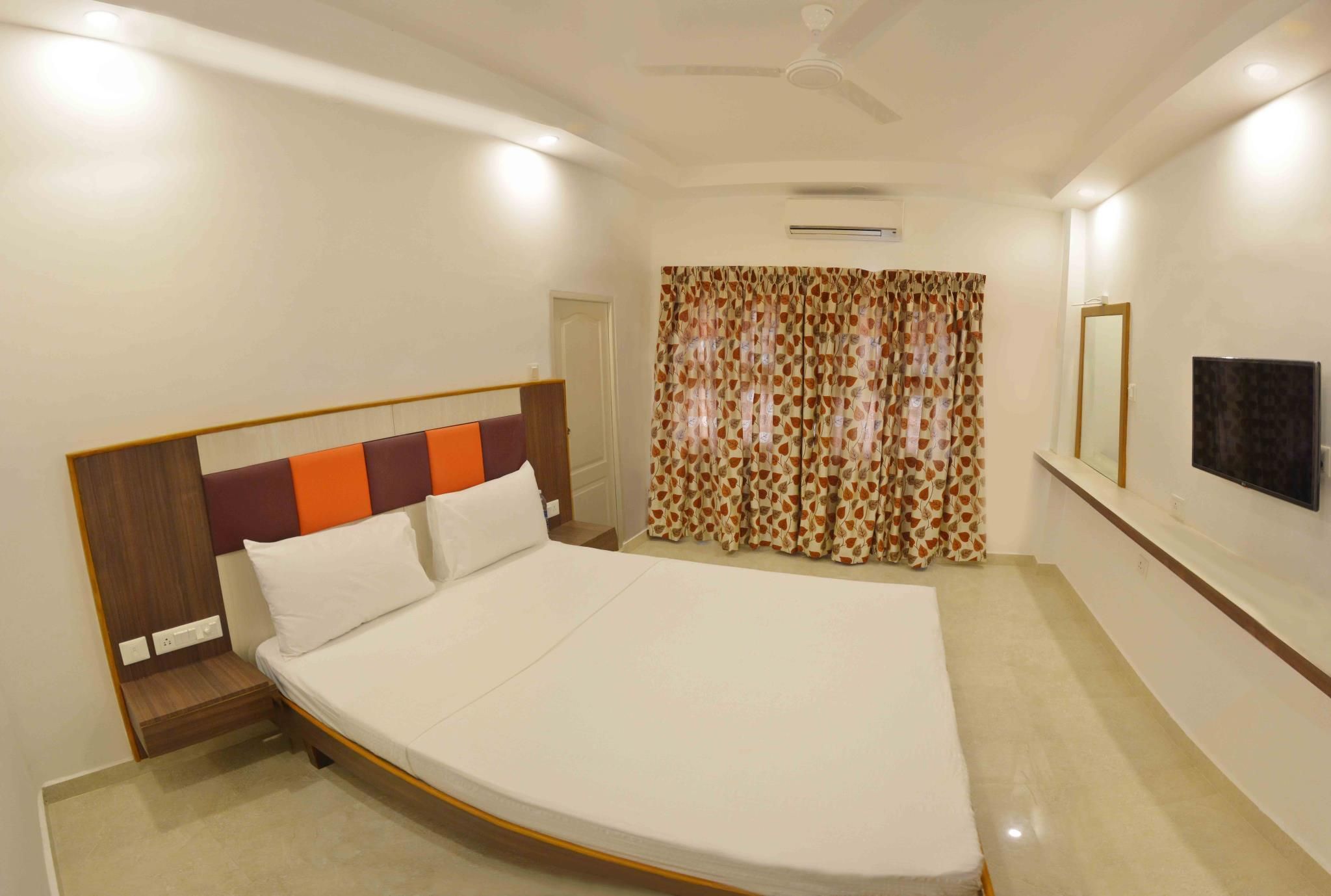 Hotel Vilasam - Mahabalipuram Deluxe Room