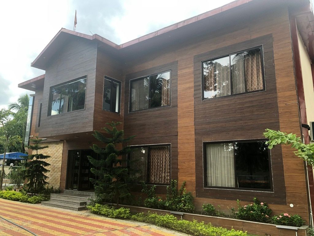 Saraswatipur Tea resort