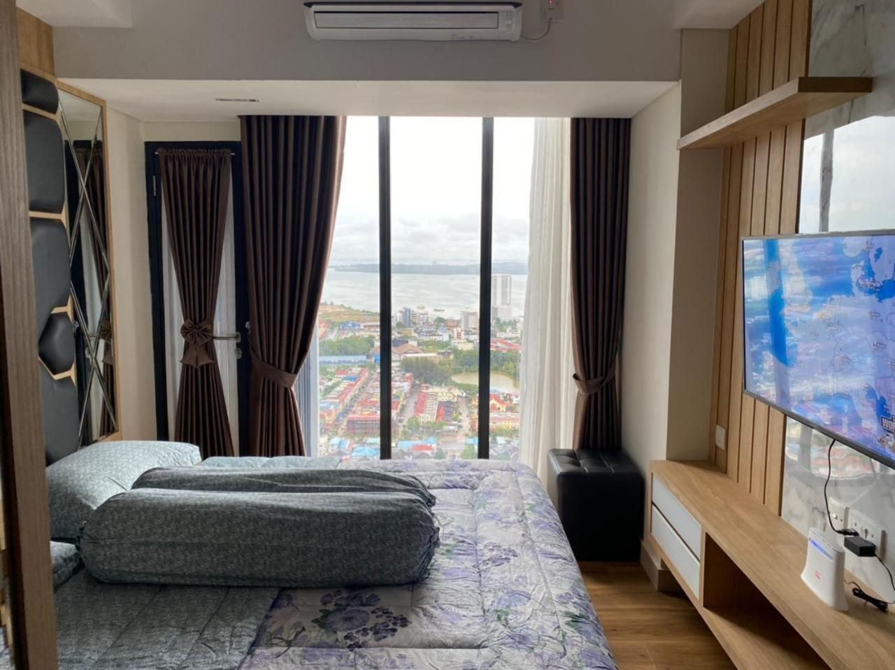 Studio with Sea View