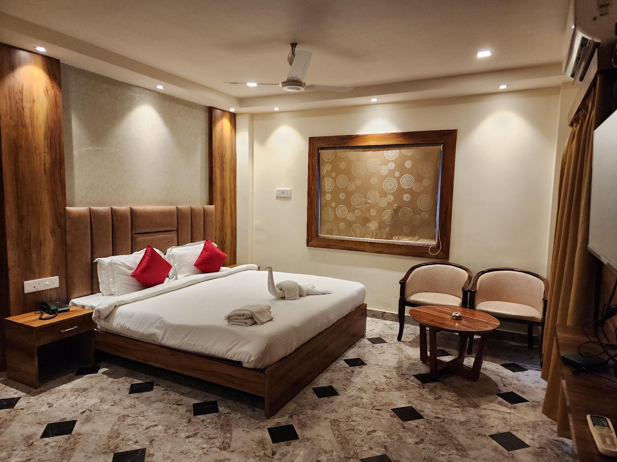 Hotel Dreams Inn, Kharagpur Premium Room