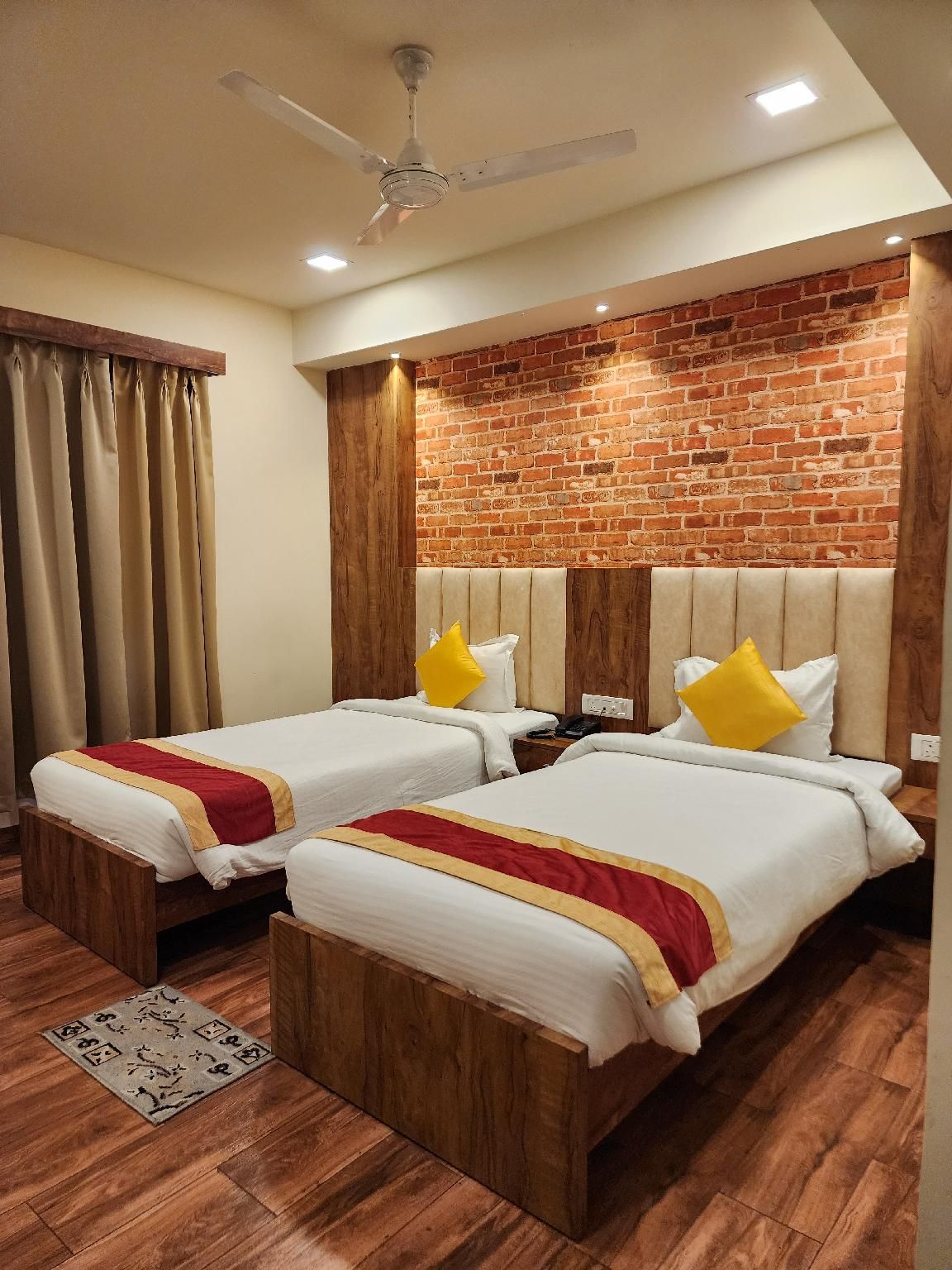 Hotel Dreams Inn, Kharagpur Elegant Room 2
