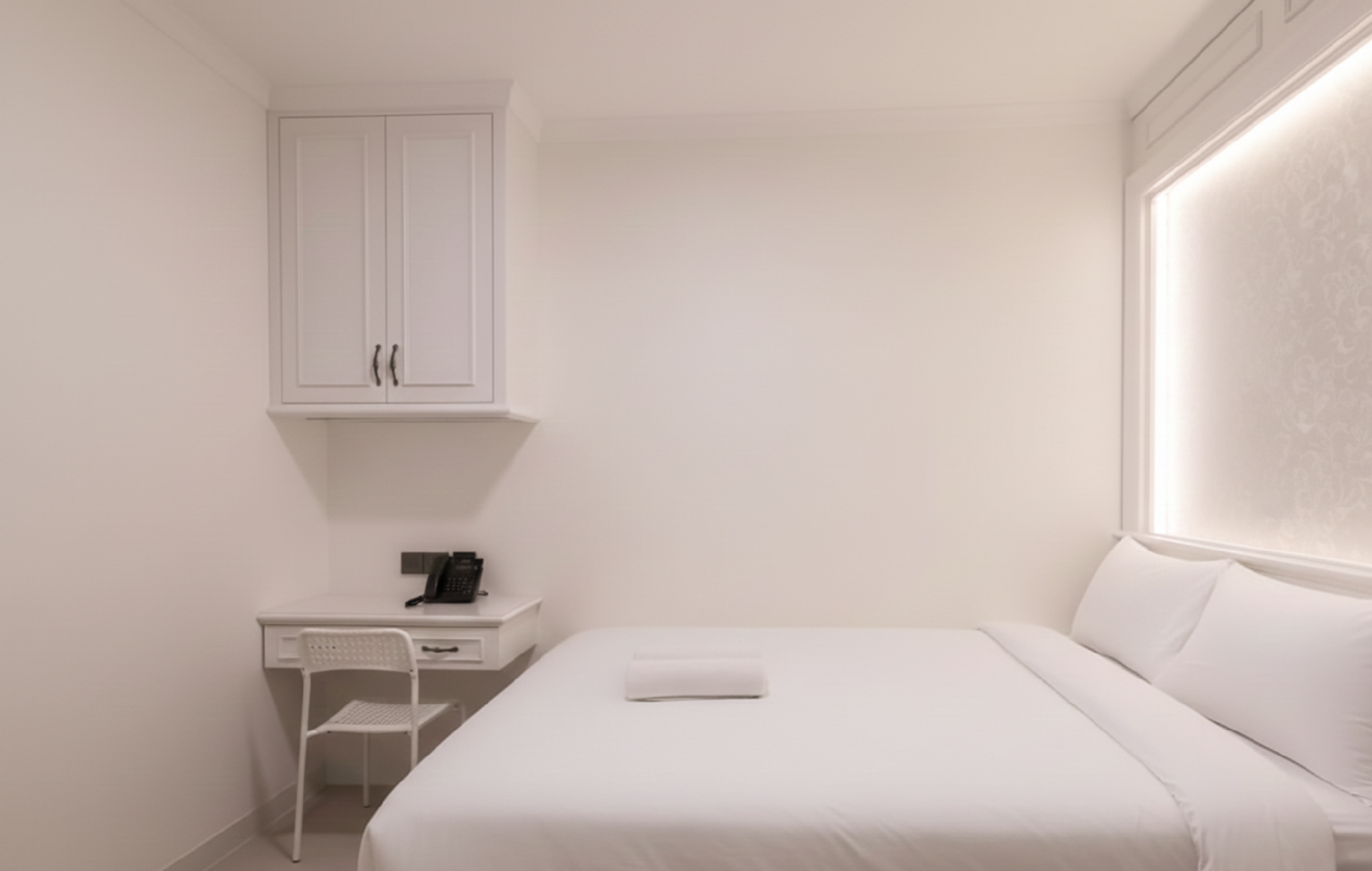 Whitz Hotel Airport Standard Queen Room