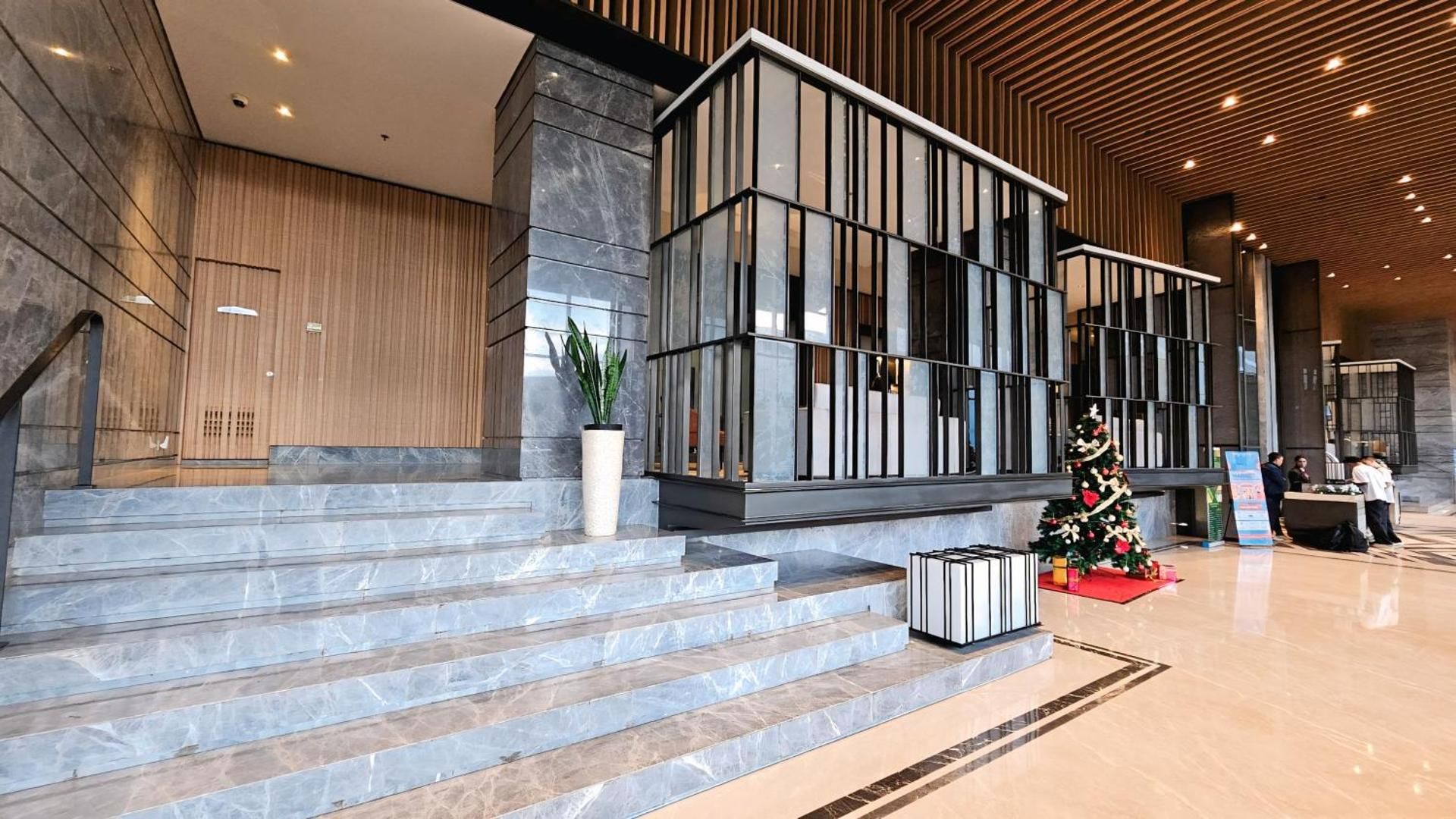 Springwood At By LiviRooms Tangerang