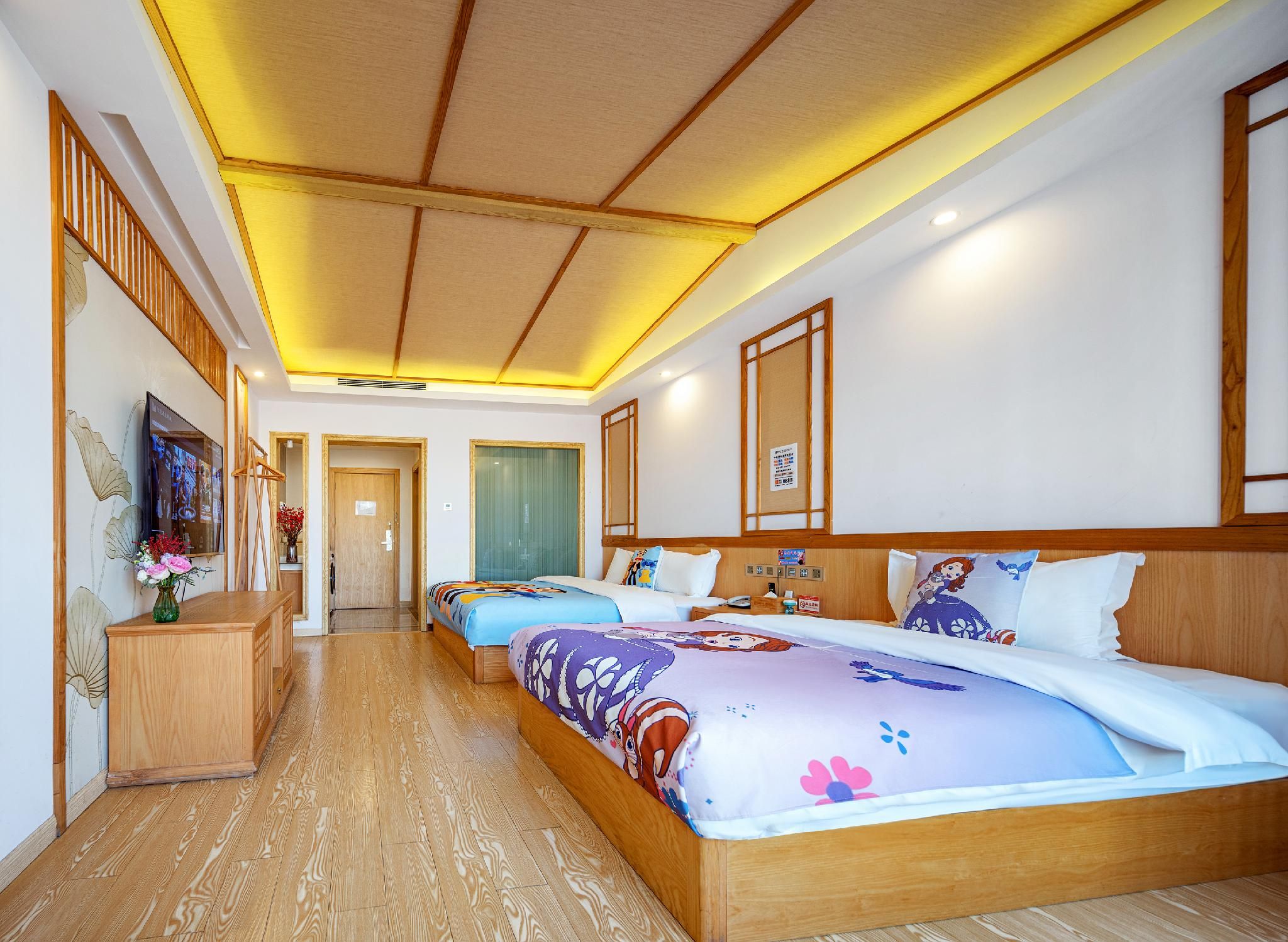 Zhangjiajie DreamWay Hotel - Free pick up service Family 2-bed Room