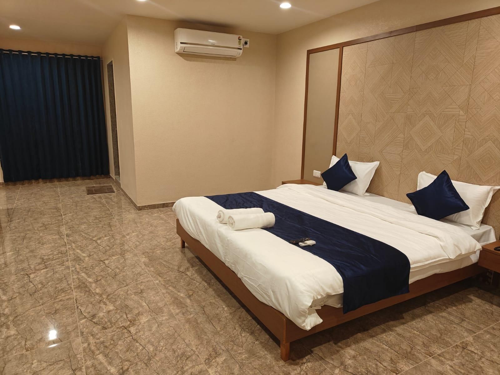 Hotel Vantara Residency Suite Room 2