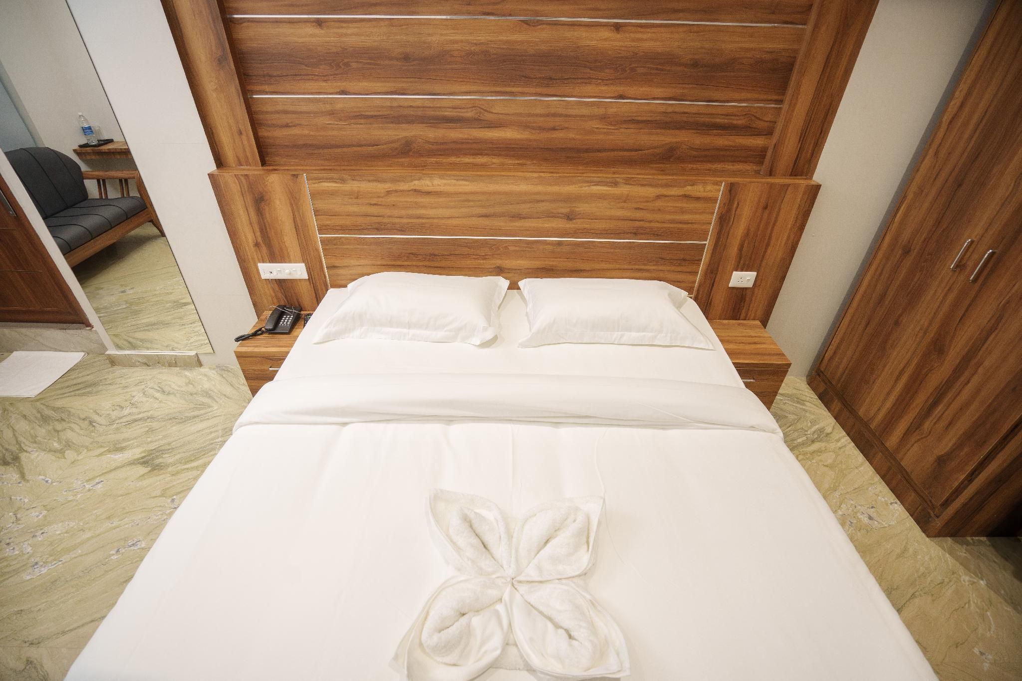 Executive Room with Air Conditioning