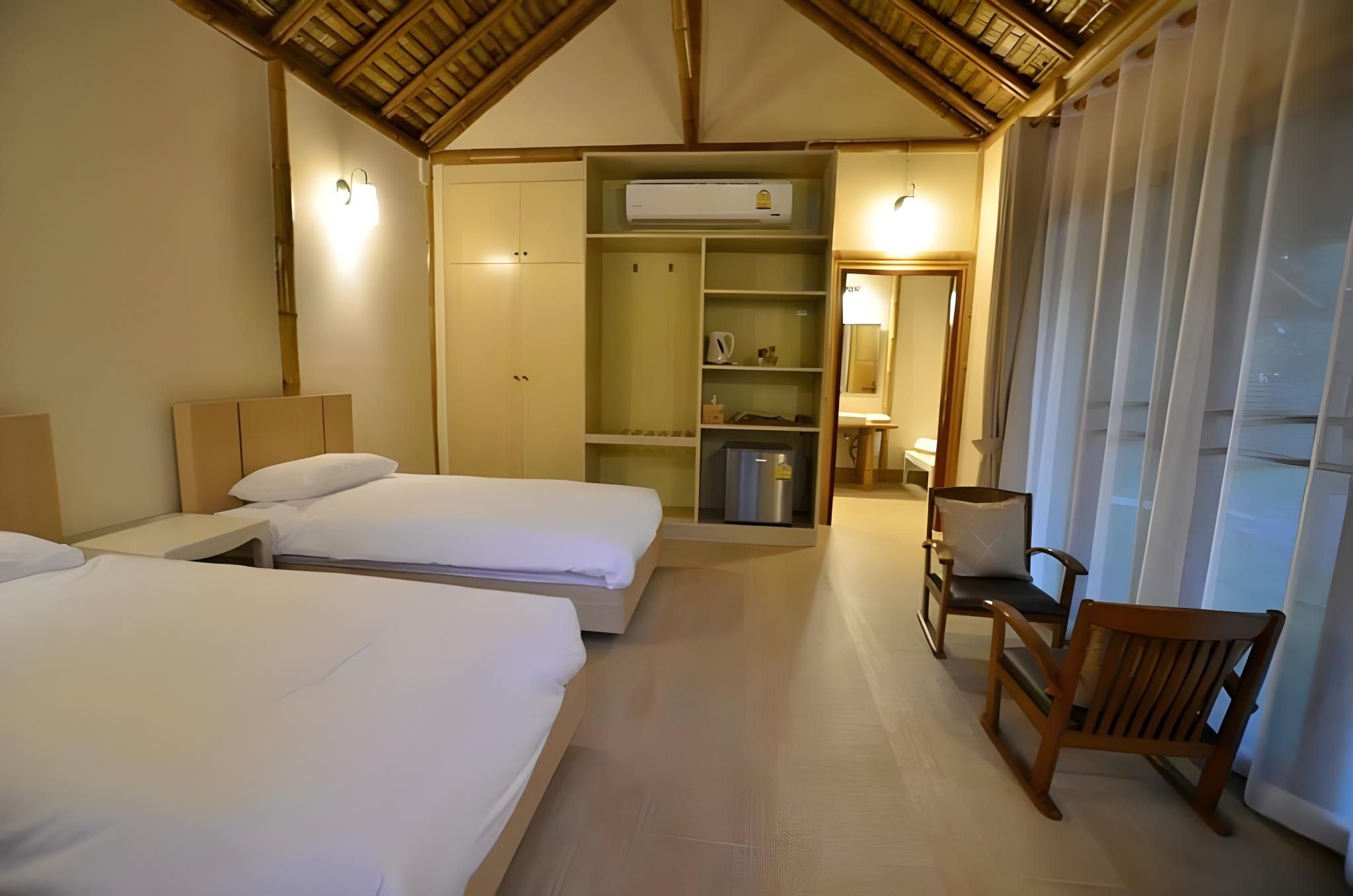 Isaree Secret Garden Garden Room with 2 Twin Beds 2