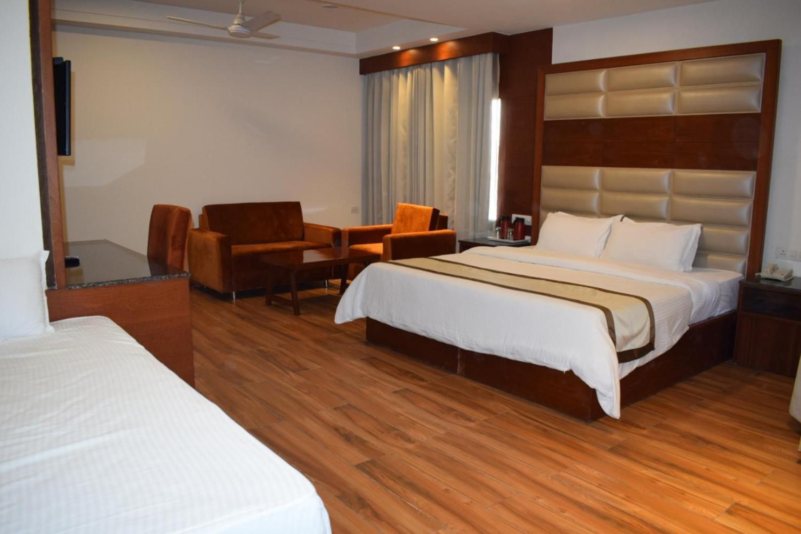 Royal Executive Suite - Garden View