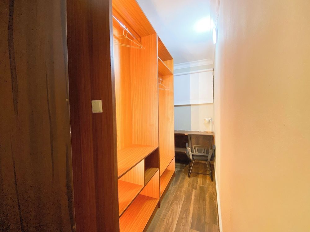 EKS PEAK Apartment 22