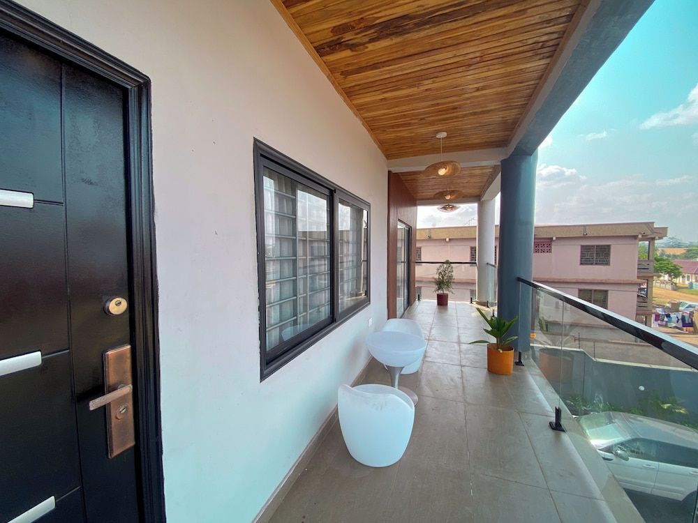 EKS PEAK Superior Apartment, Balcony 11